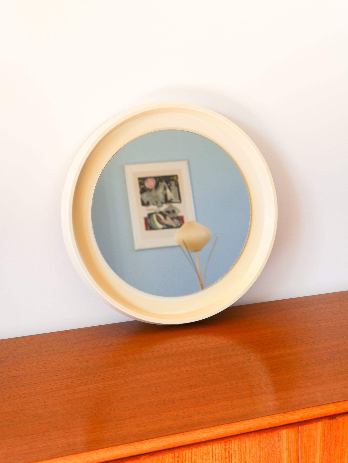 Miroir rond en plexi Crème, Design, 1970