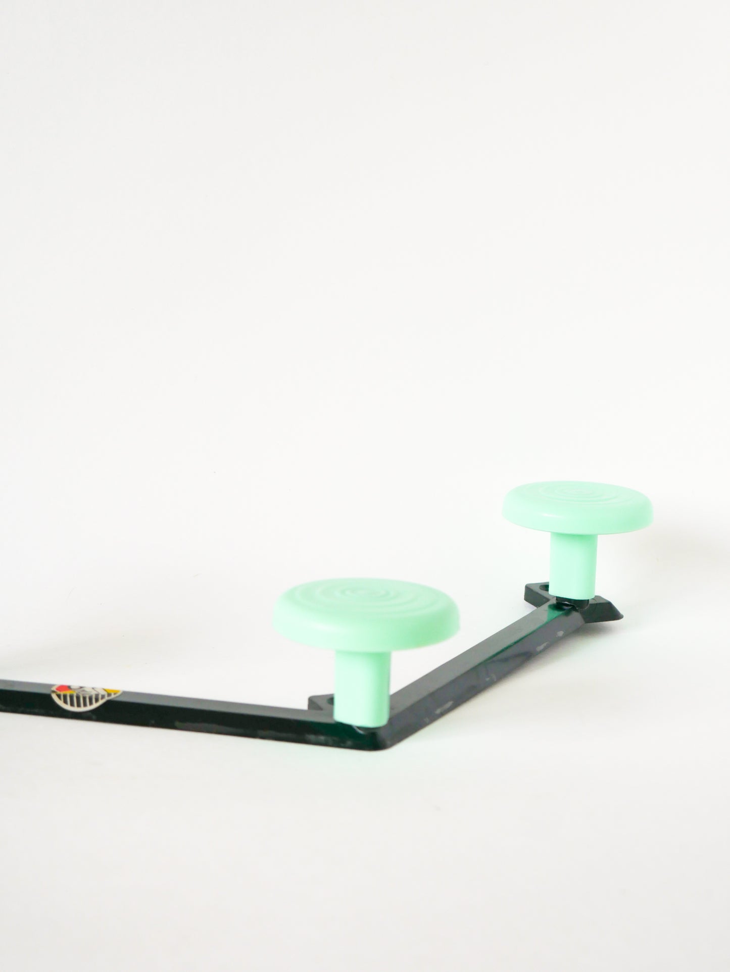 Patère en plastique Syla, Vert menthe et Noir, Design, 1970