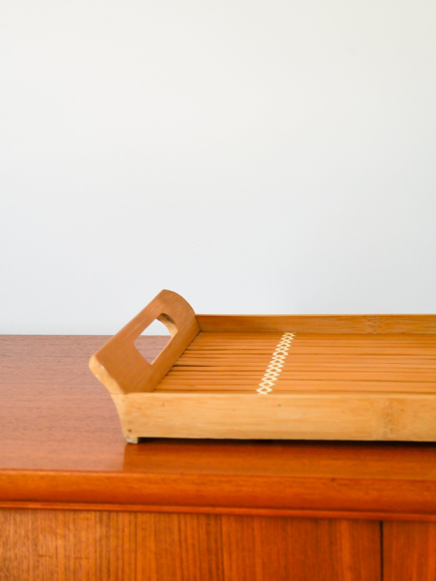 Plateau en bois et rotin, vintage, 1970
