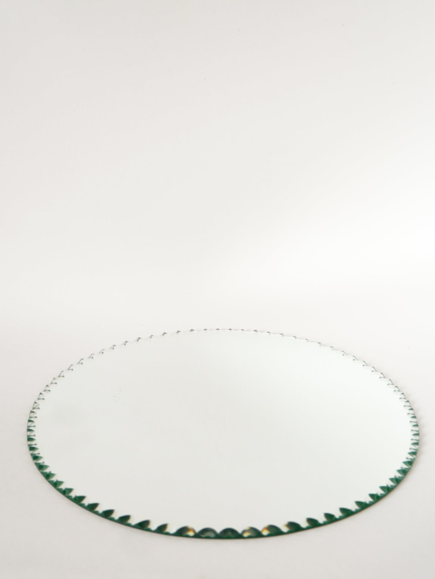 Grand plateau miroir dentelé, Art Déco, 1930
