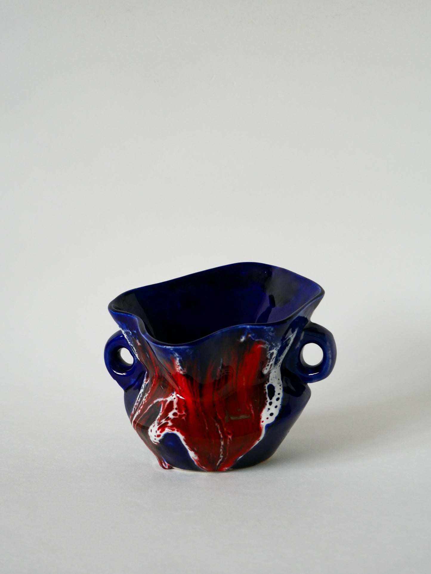 Vase en céramique / Fat Lava rouge, bleu et blanc, 1970