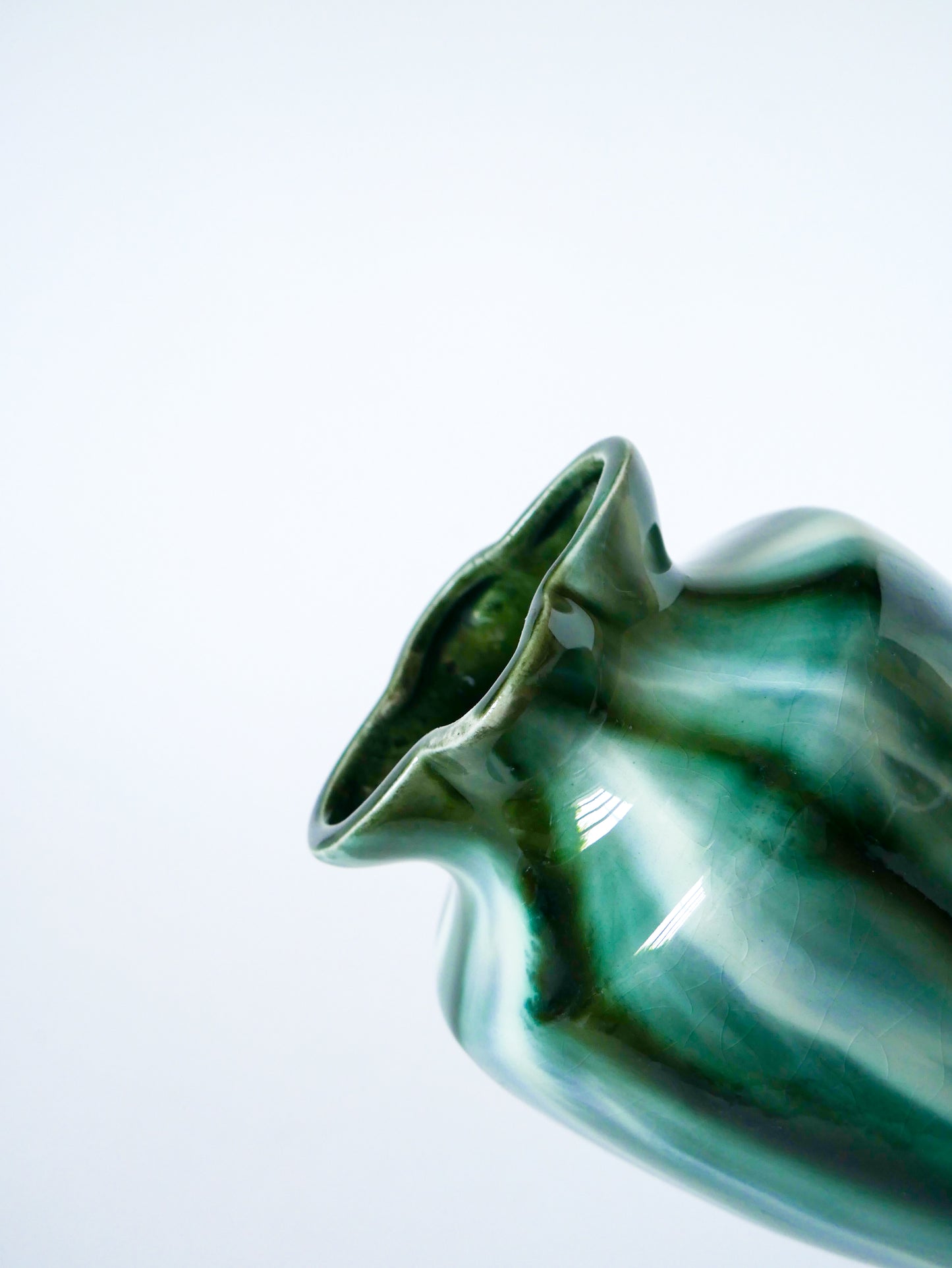 Vase en céramique vernissée, encolure Fleur, Design, 1970