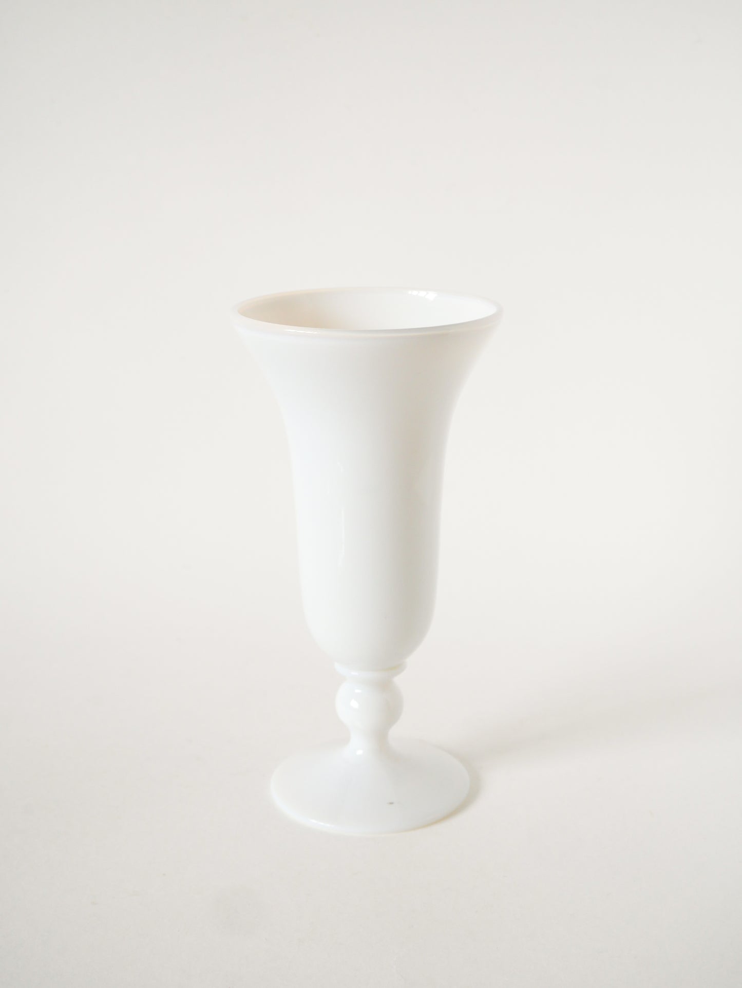 Vase en opaline, Blanc, 1950
