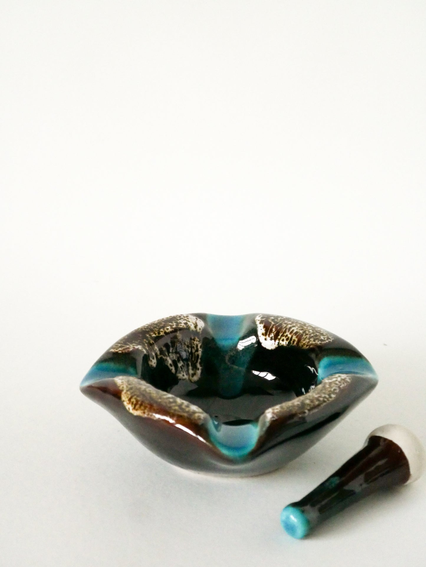 Grand mortier et pilon en céramique modèle Fat Lava, Bleu et Marron, Vallauris, 1970