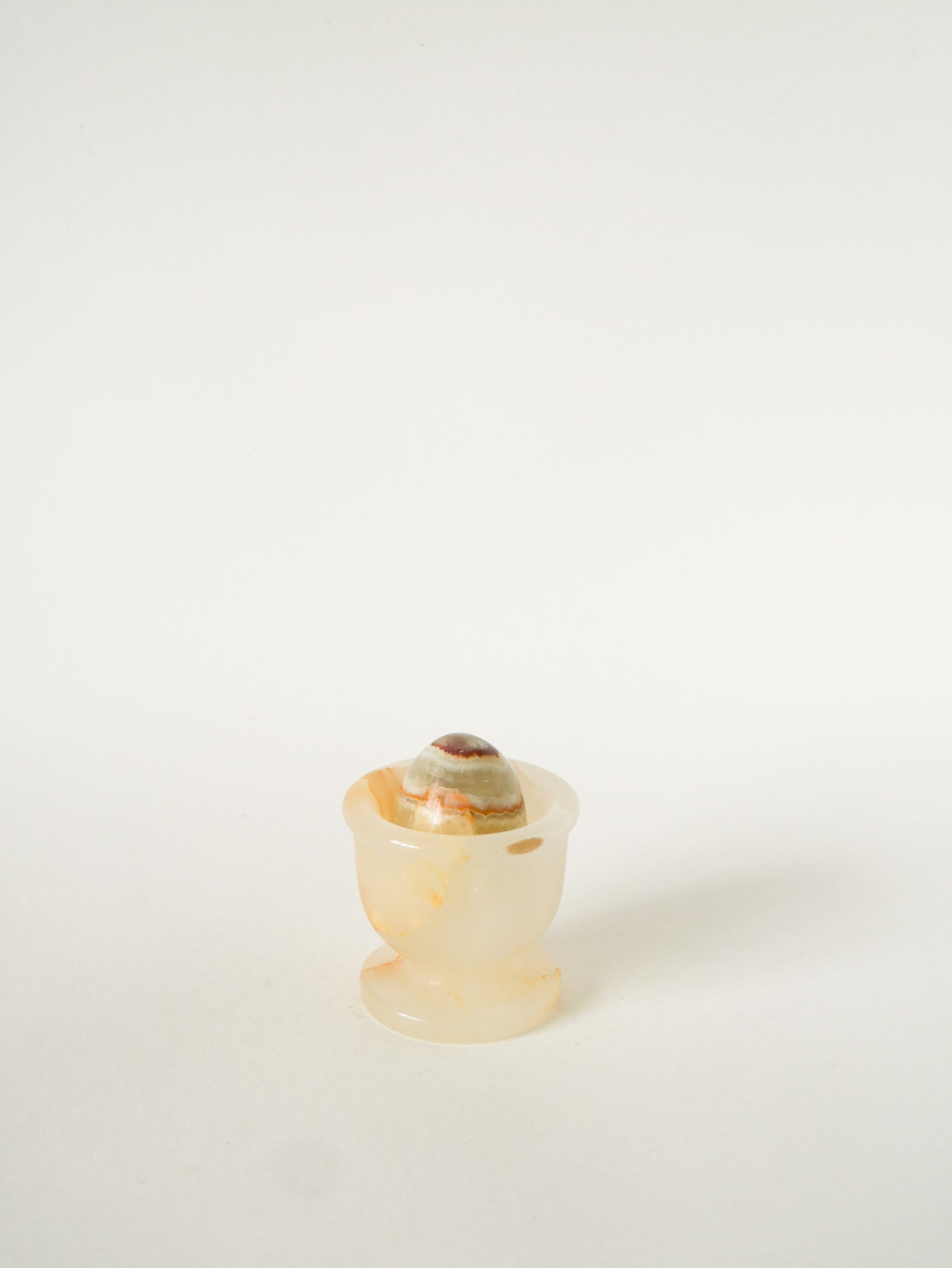 Petit mortier et pilon en albâtre, 1970