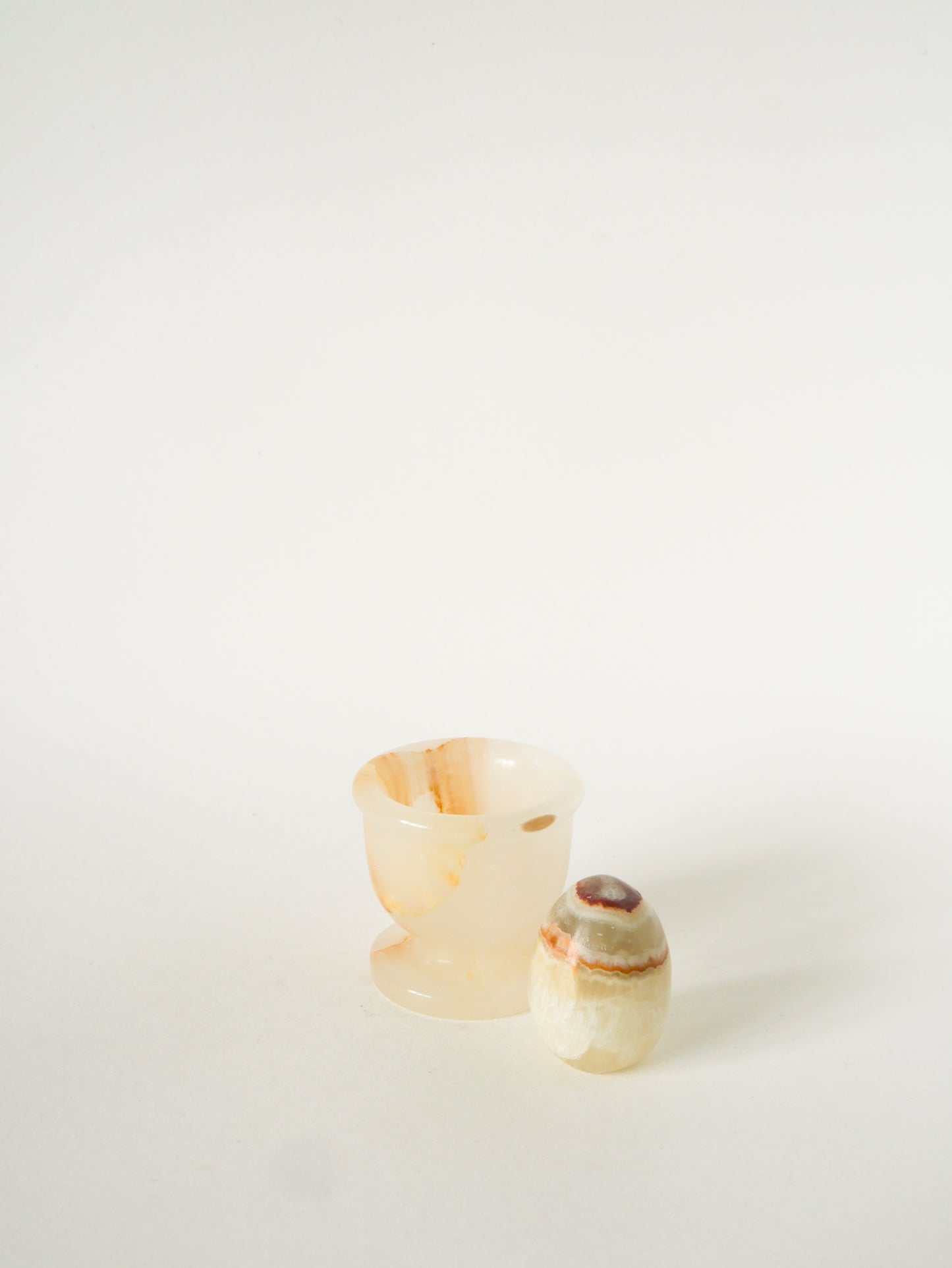 Petit mortier et pilon en albâtre, 1970
