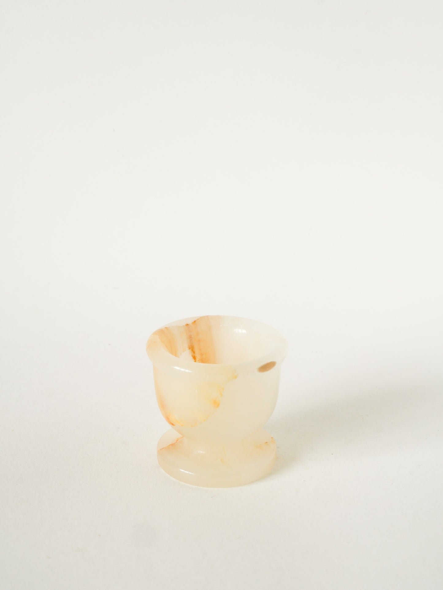 Petit mortier et pilon en albâtre, 1970