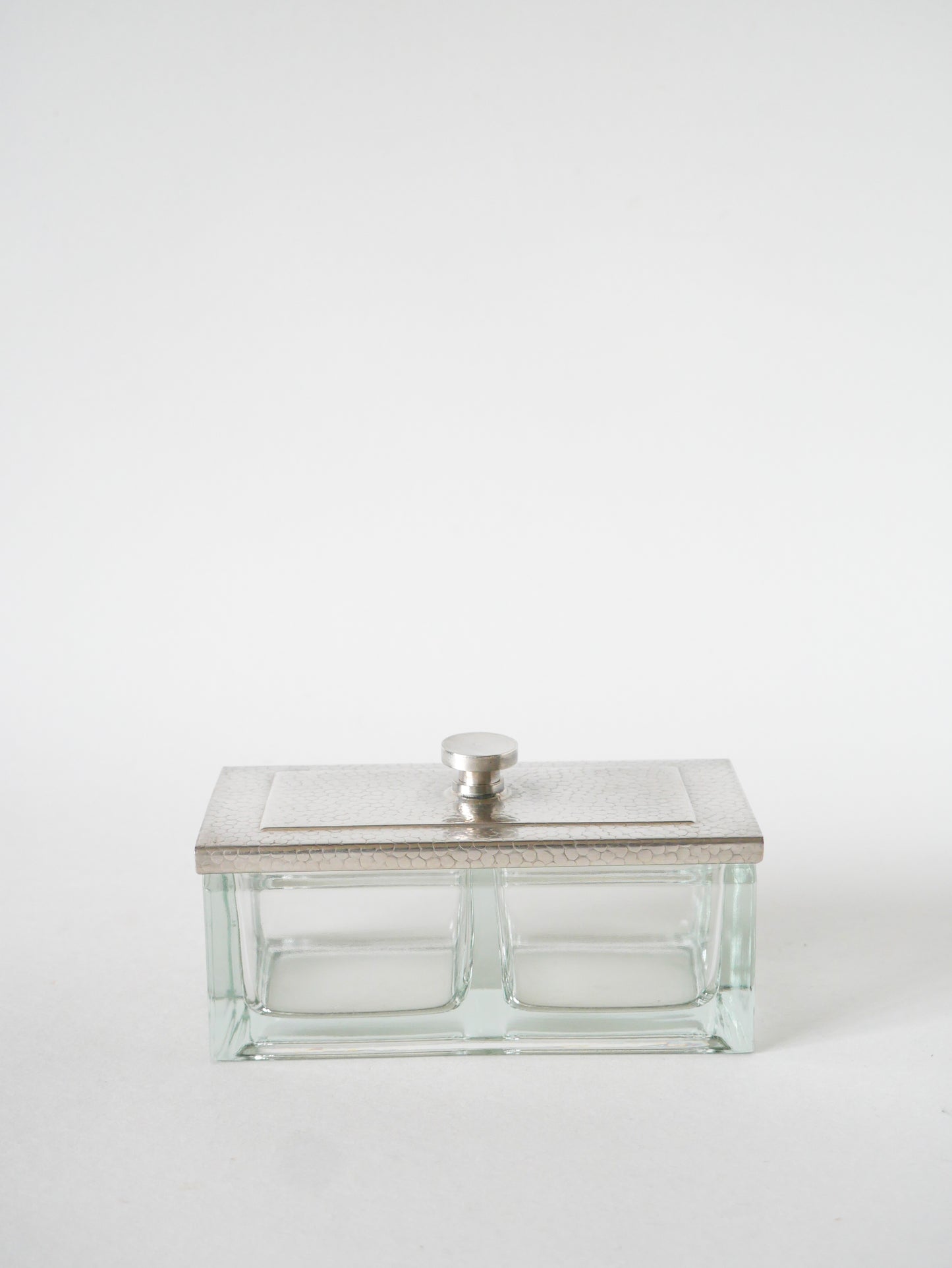 Pot à condiments en métal argenté et verre, 1930