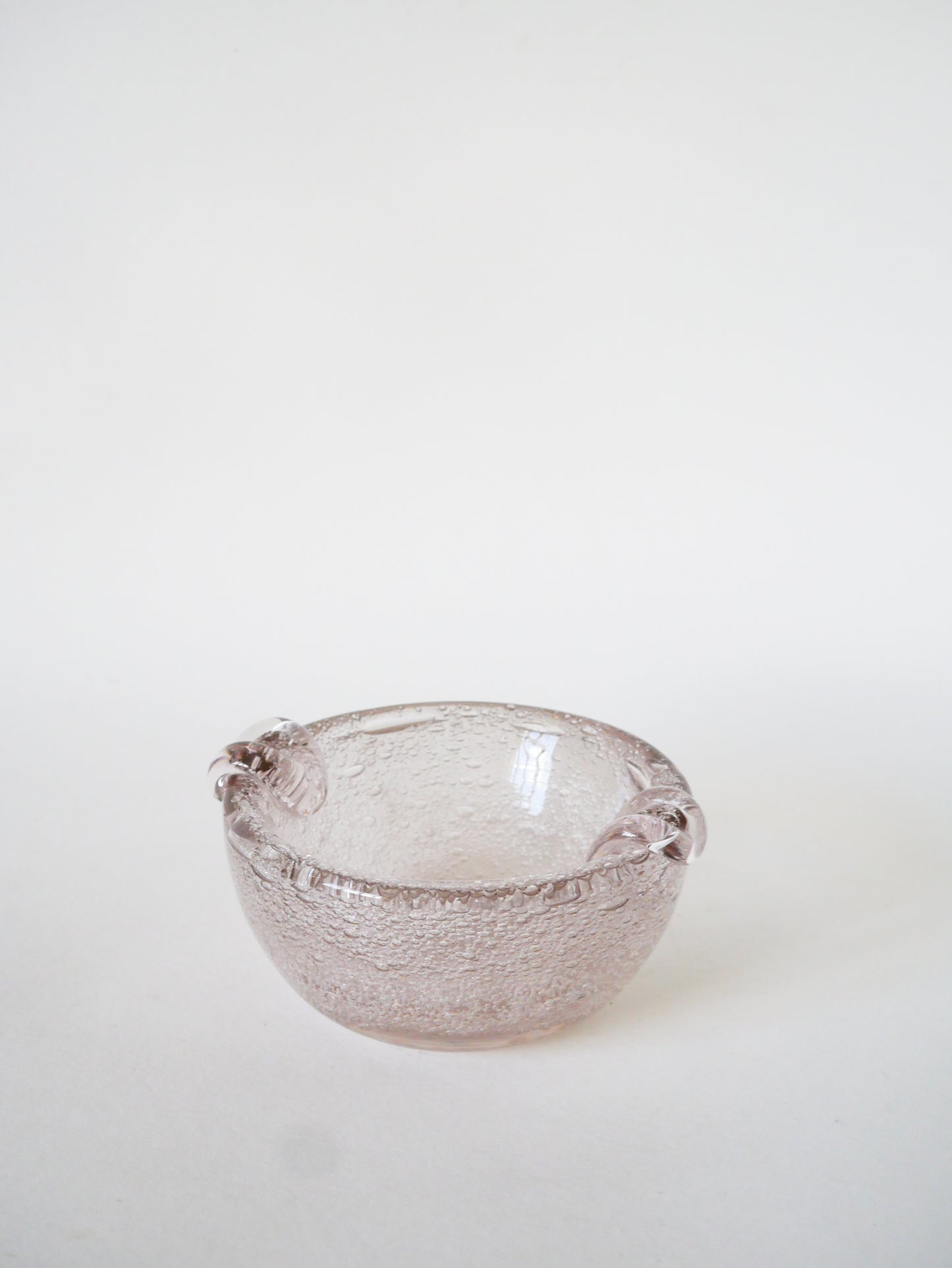 Cendrier en verre bullé de Biot, Rose, 1960
