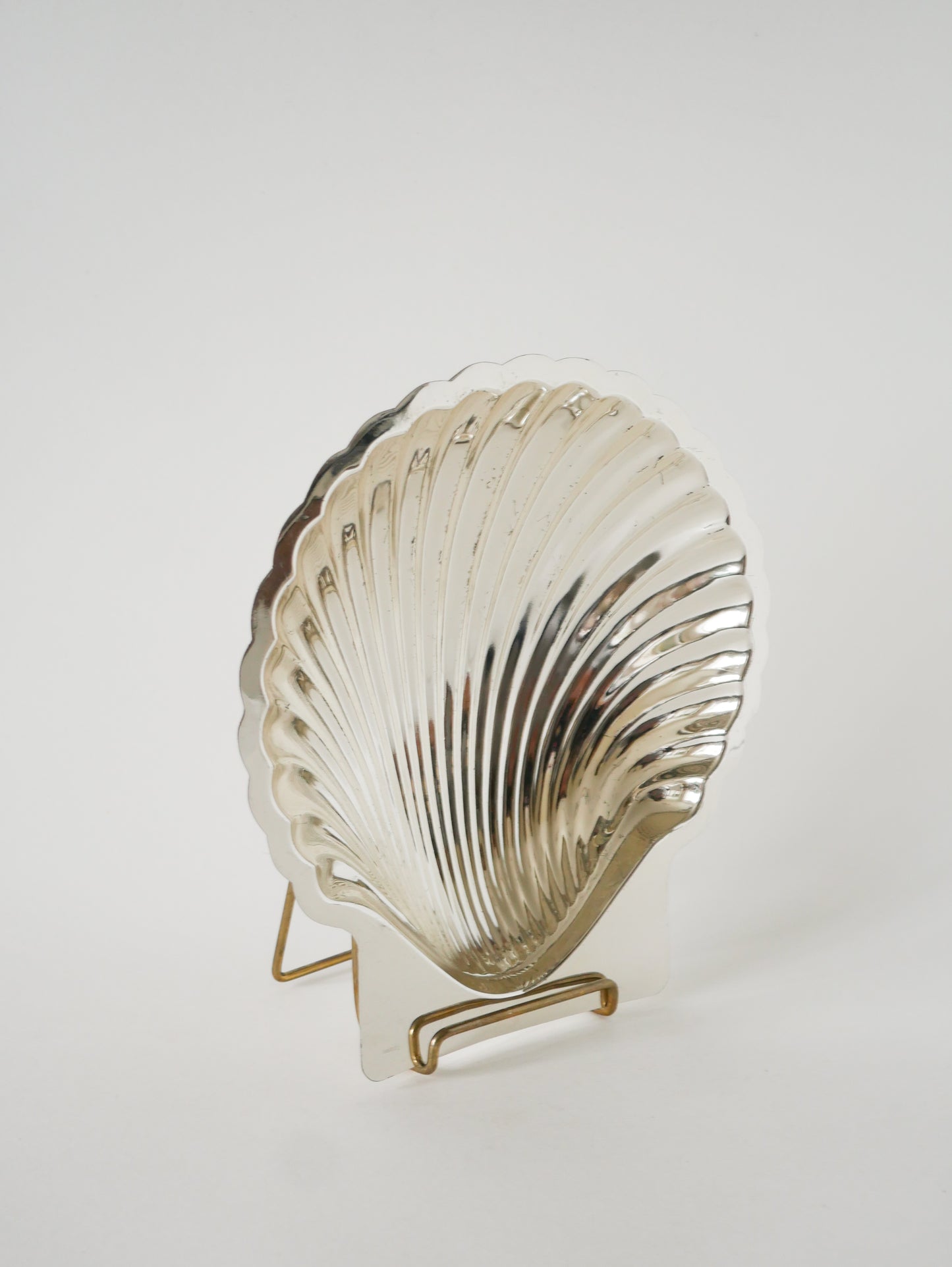 Grande coupe Coquillage en métal argenté, 1950