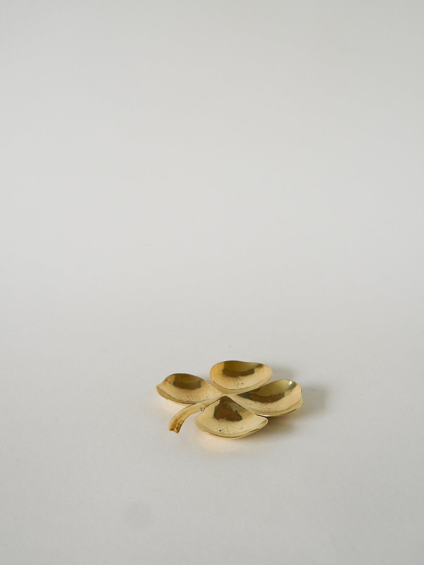 Mini vide-poche Trèfle en laiton, 1950