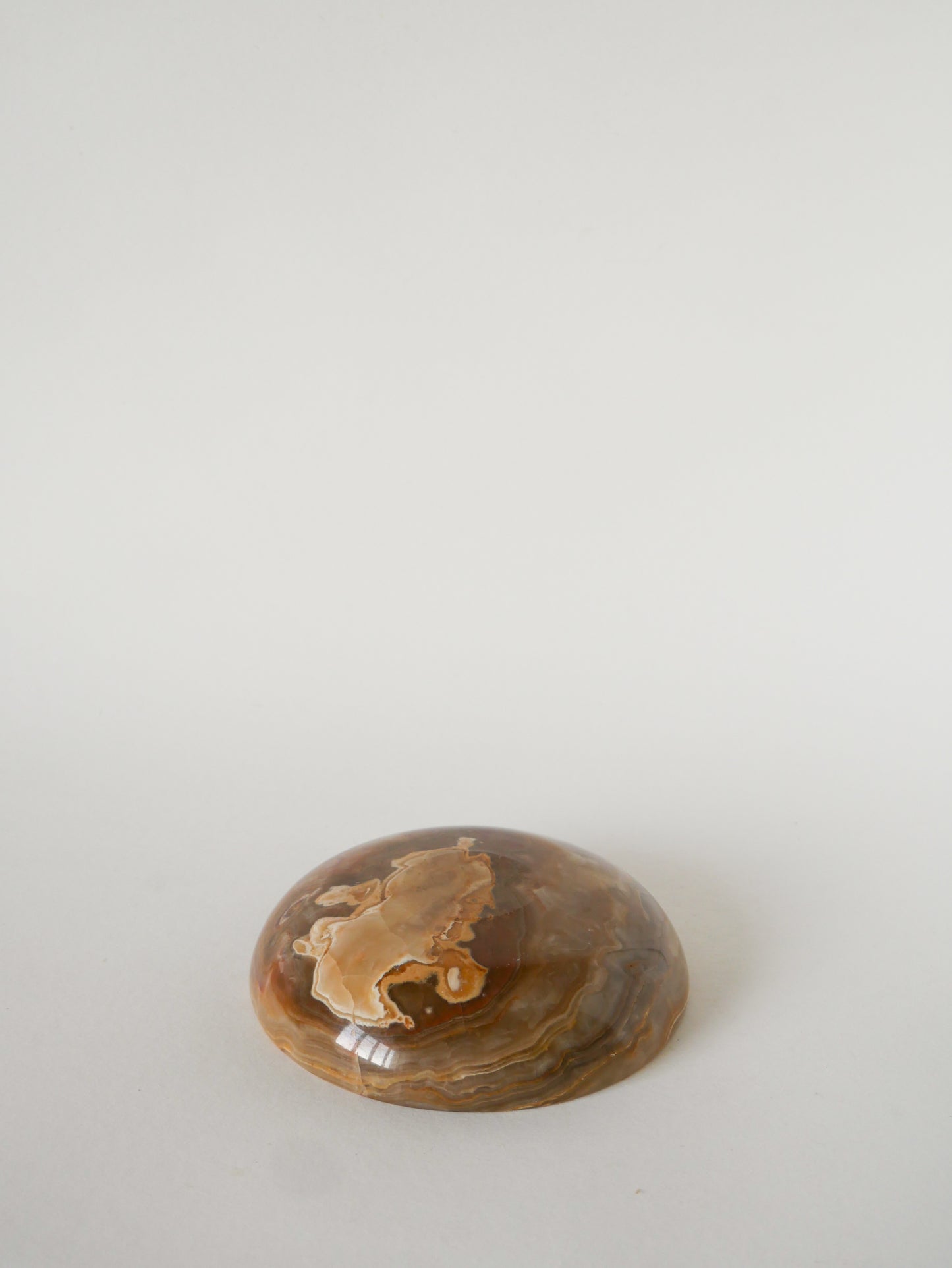 Grand vide-poche en Albâtre, forme Ronde, Marron, Design, 1970 - 15 X 15 cm
