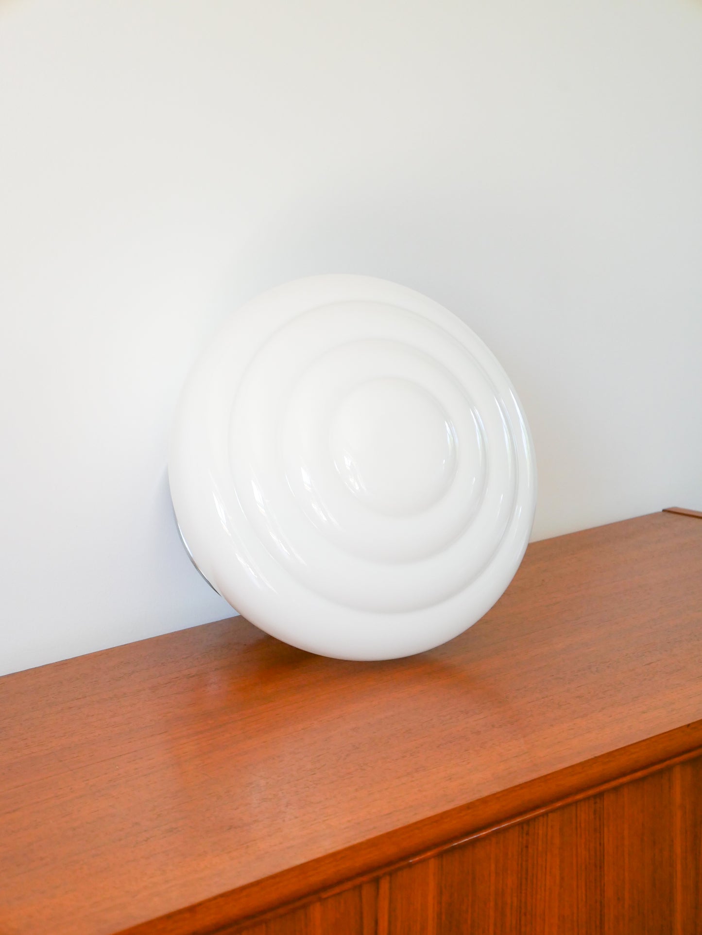 Plafonnier / applique en opaline, Blanc, Forme Organique, Design, 1970