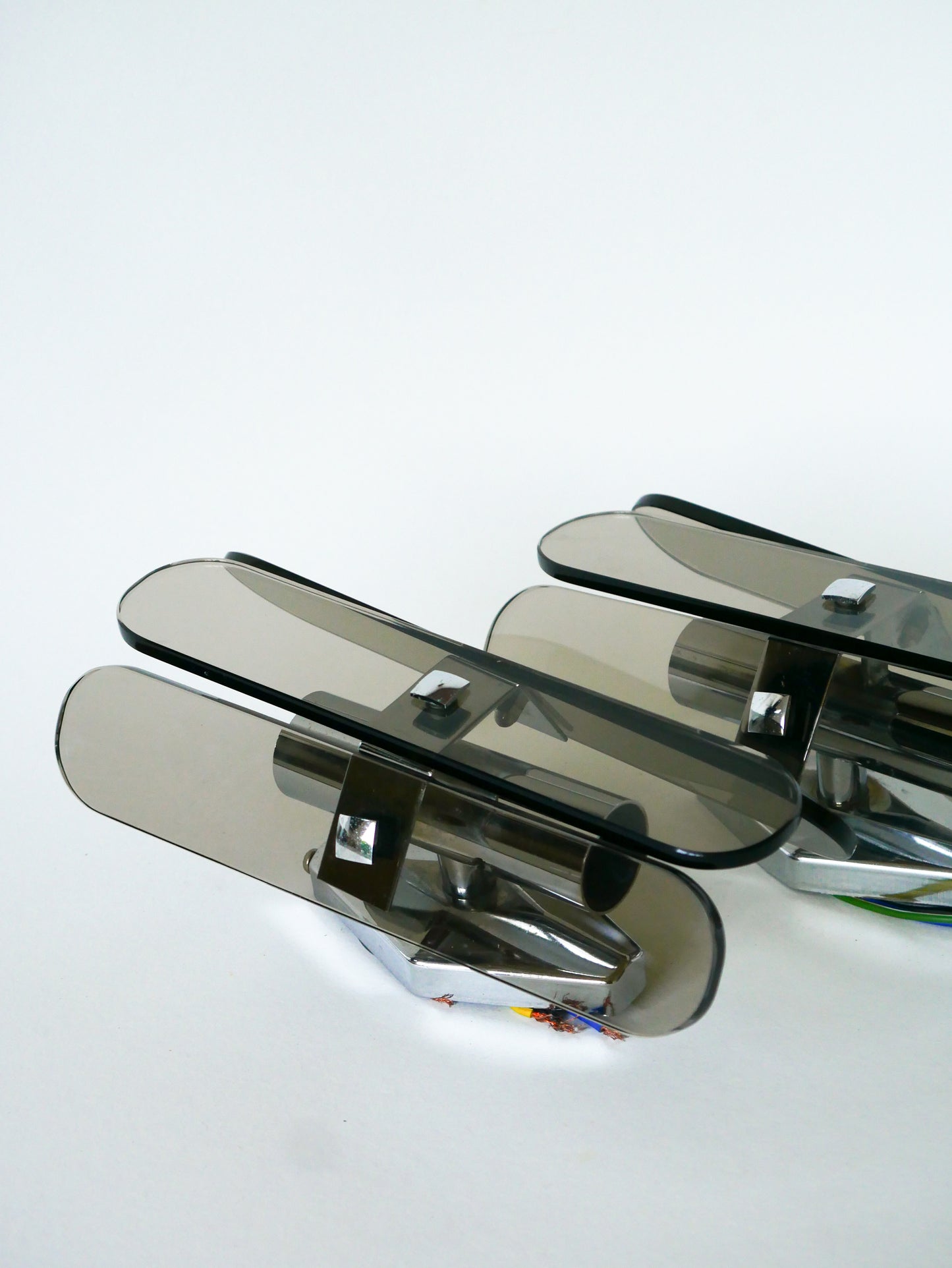 Paire d'appliques en verre fumé, Fontana Arte, Design Italien, 1970