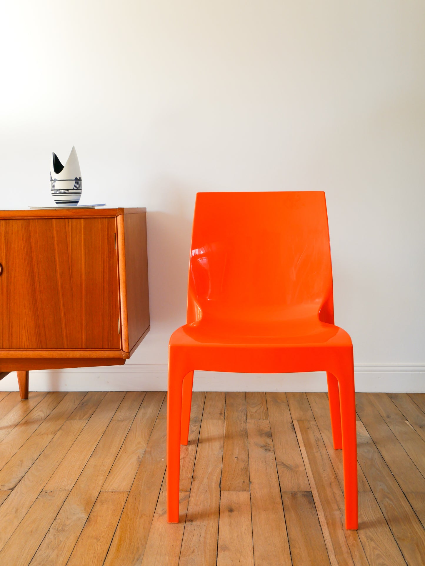 Paire de chaises en plastique Orange, Made in Italy, 1970