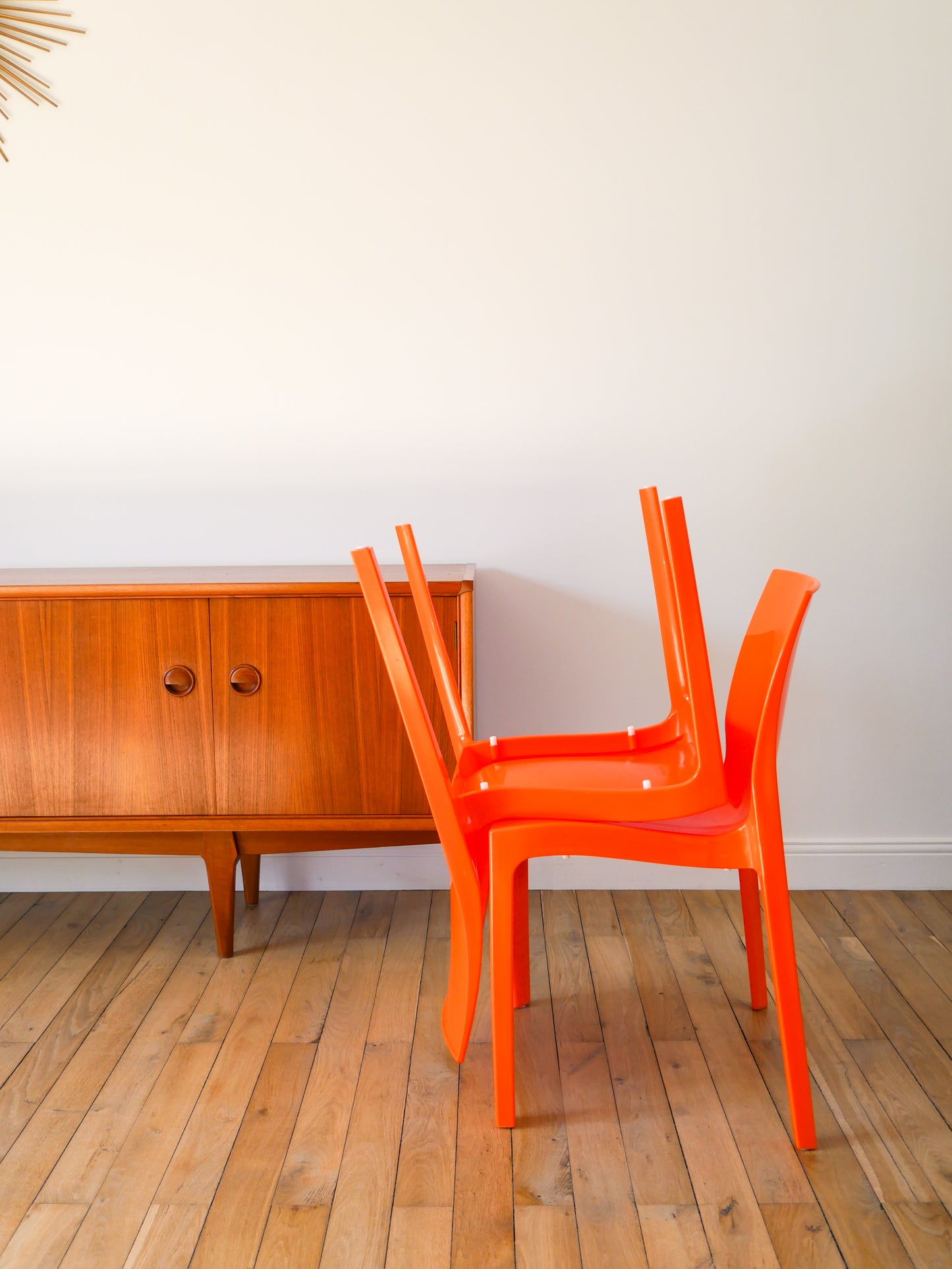 Paire de chaises en plastique Orange, Made in Italy, 1970