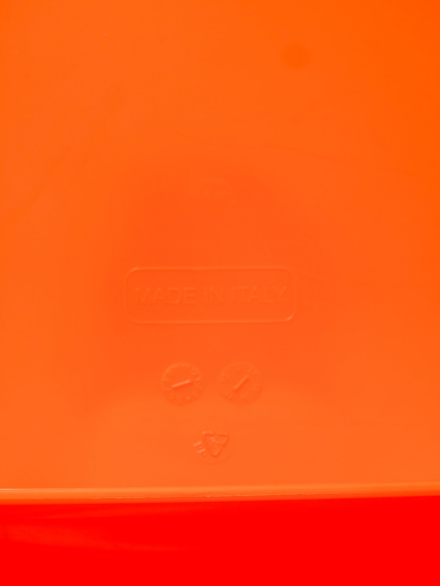 Paire de chaises en plastique Orange, Made in Italy, 1970