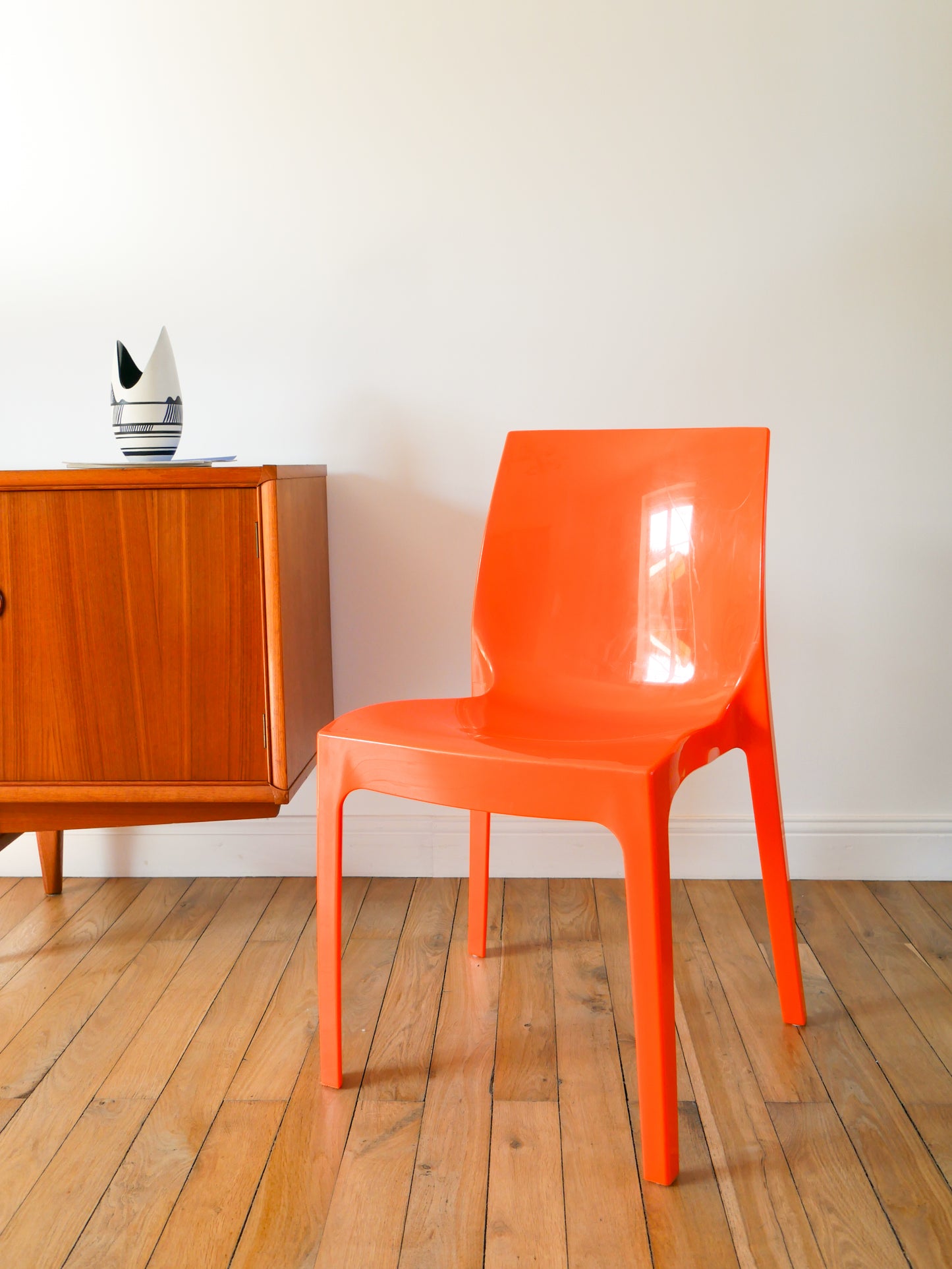 Paire de chaises en plastique Orange, Made in Italy, 1970