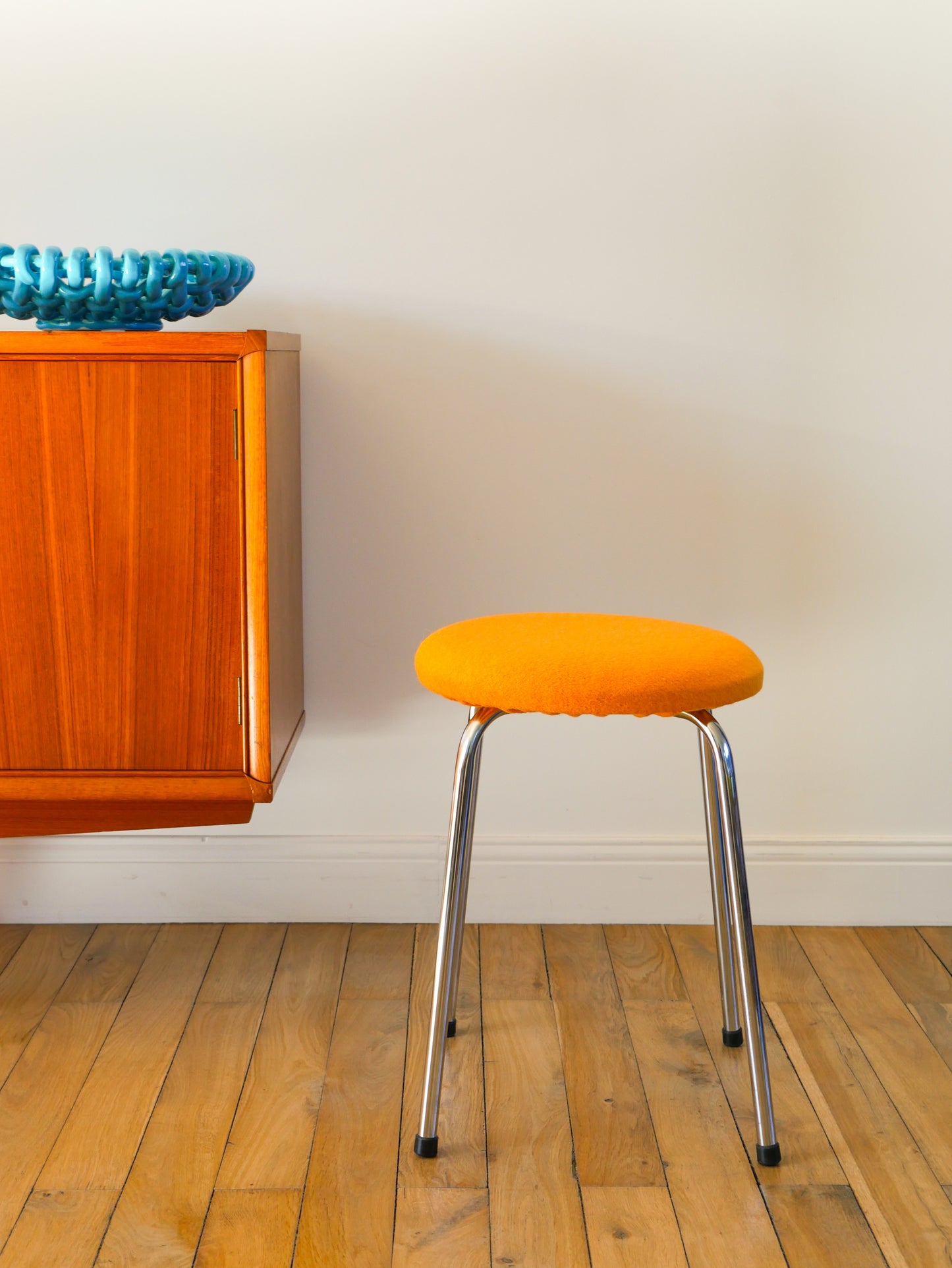 Tabouret en chrome et laine bouillie, Orange, 1970