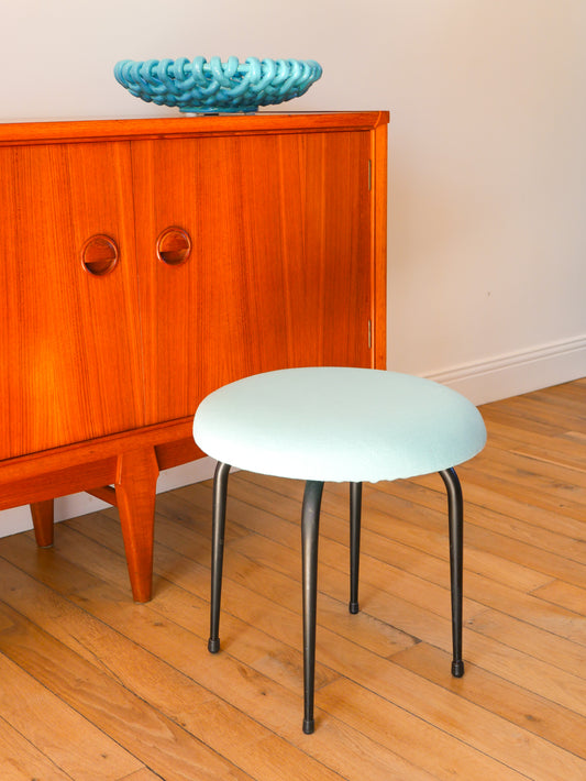 Tabouret en fer noir et laine bouillie, Bleu Turquoise, 1960