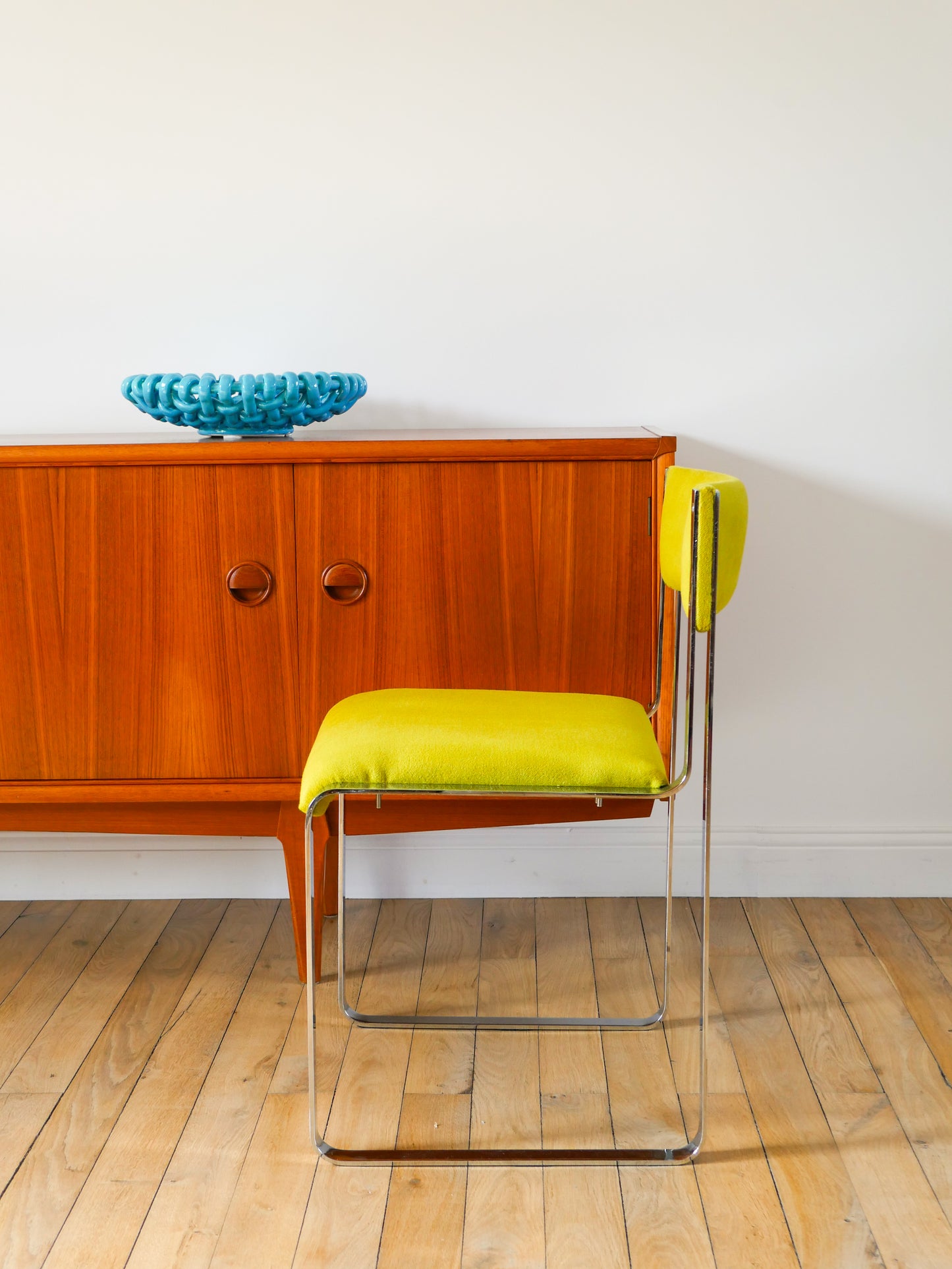 Chaise en chrome et Laine Vert Matcha, Design, 1970