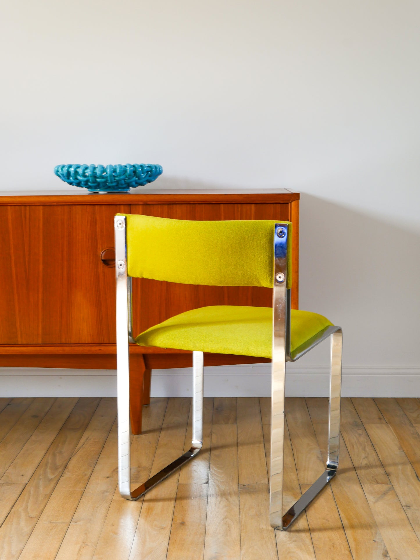 Chaise en chrome et Laine Vert Matcha, Design, 1970