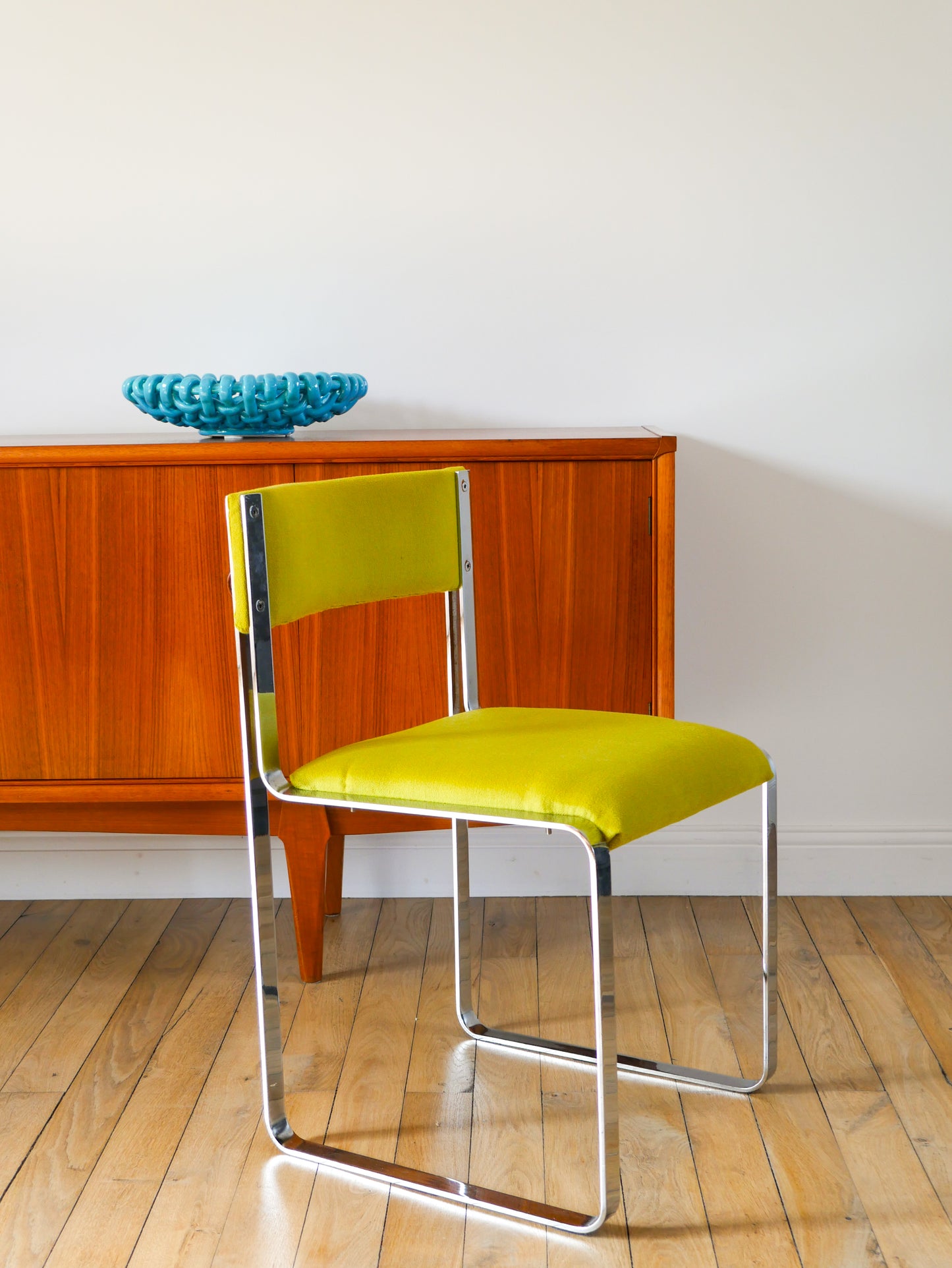 Chaise en chrome et Laine Vert Matcha, Design, 1970