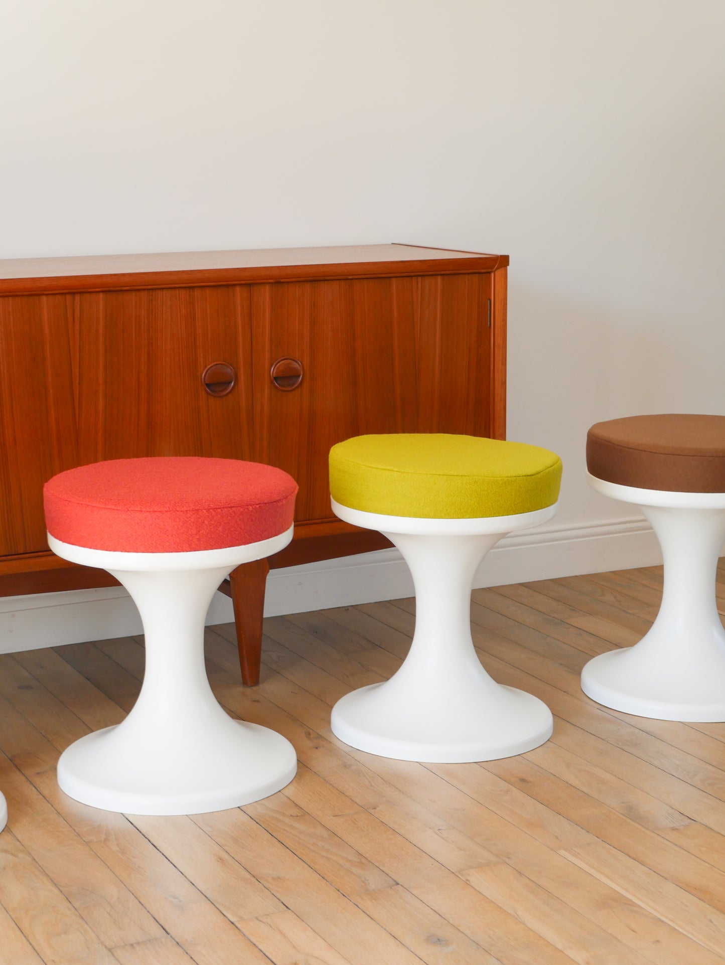 Tabouret tulipe en Plastique et Laine, Vert Matcha, Design Space Age, 1970
