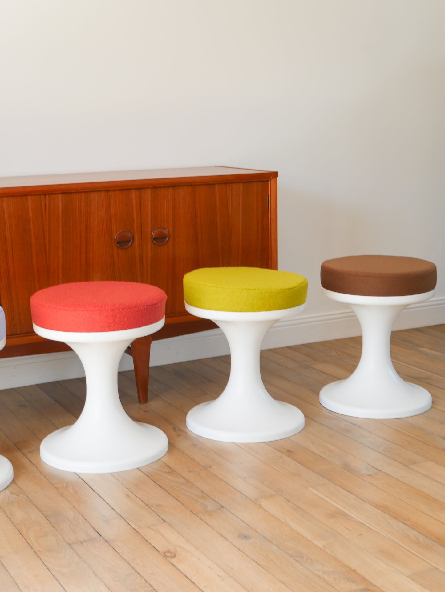 Tabouret tulipe en Plastique et Laine, Vert Matcha, Design Space Age, 1970