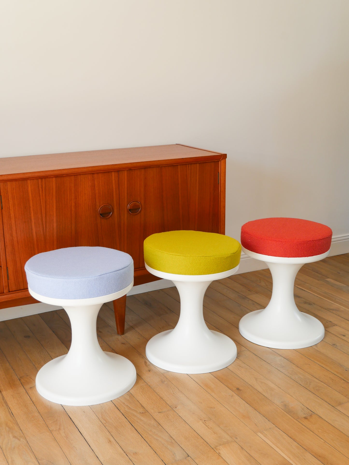 Tabouret tulipe en Plastique et Laine, Vert Matcha, Design Space Age, 1970