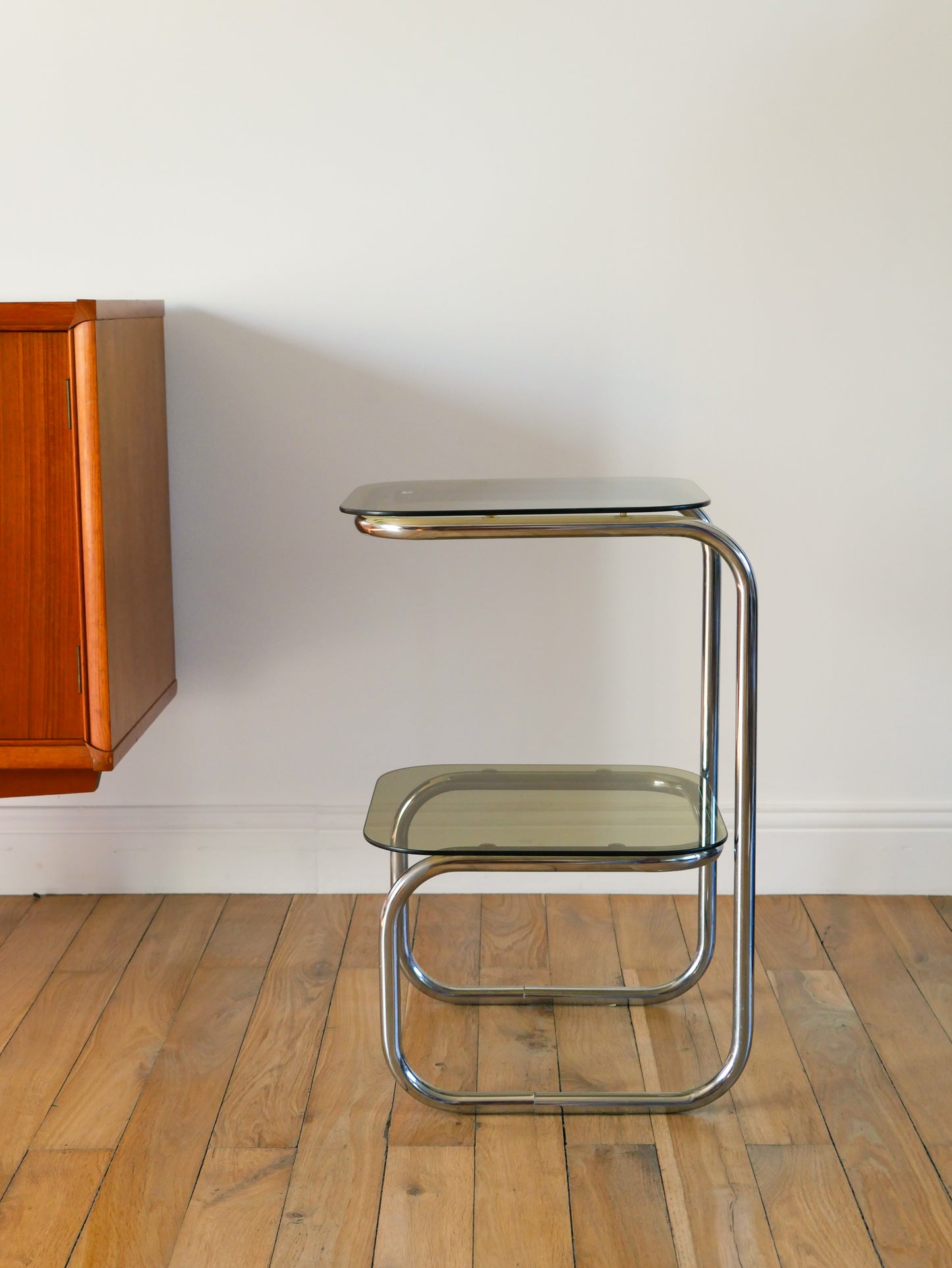 Table d'appoint tubulaire en verre fumé et chrome, double étage, Design, 1970