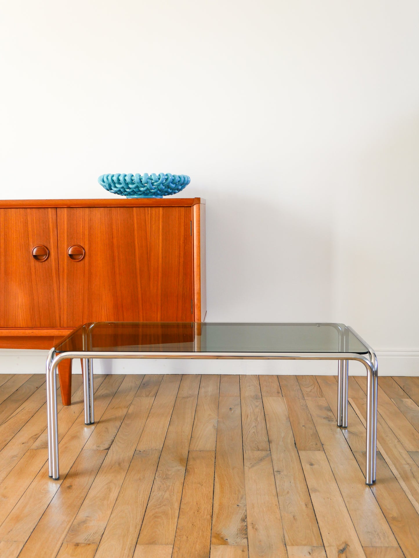 Table basse rectangulaire pieds tubulaires, Design, 1970 - 90 X 42 X 30 cm