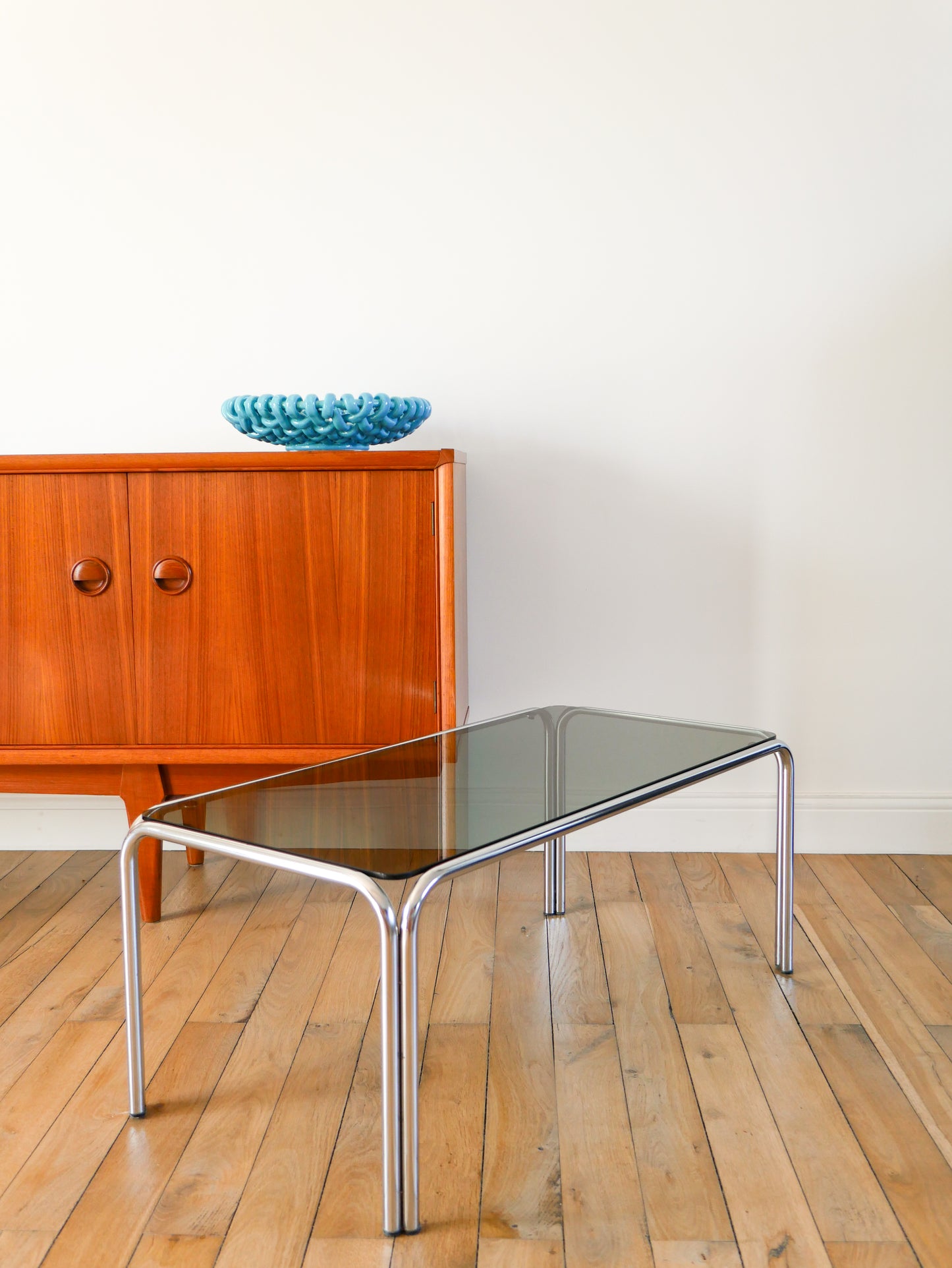 Table basse rectangulaire pieds tubulaires, Design, 1970 - 90 X 42 X 30 cm