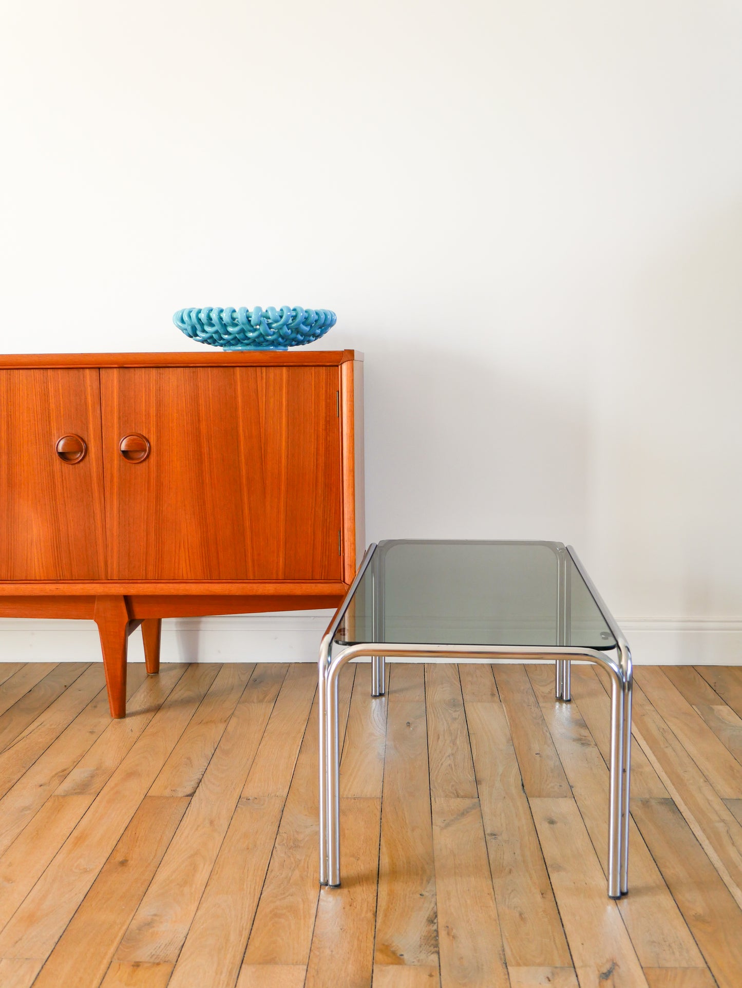 Table basse rectangulaire pieds tubulaires, Design, 1970 - 90 X 42 X 30 cm