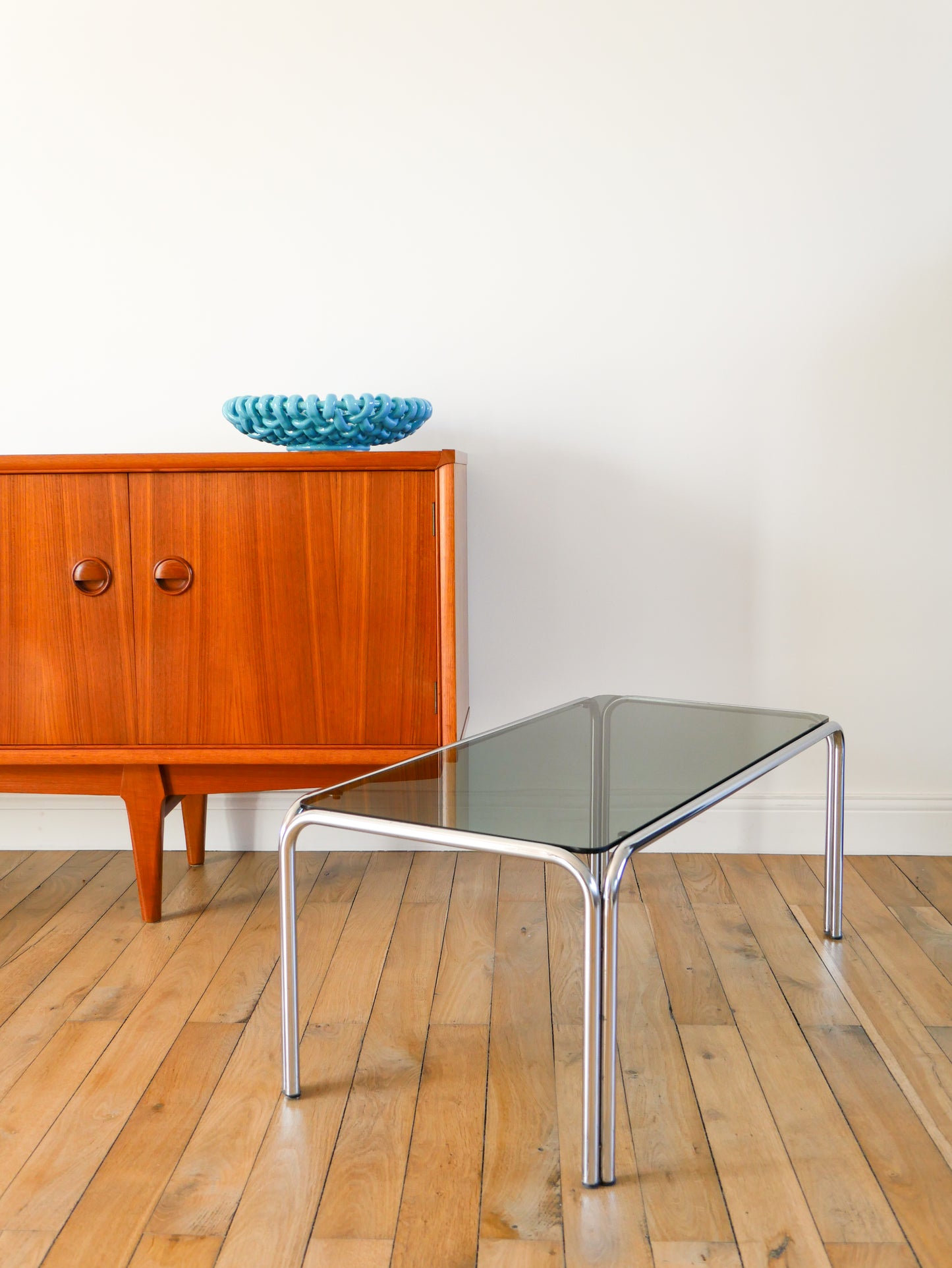 Table basse rectangulaire pieds tubulaires, Design, 1970 - 90 X 42 X 30 cm
