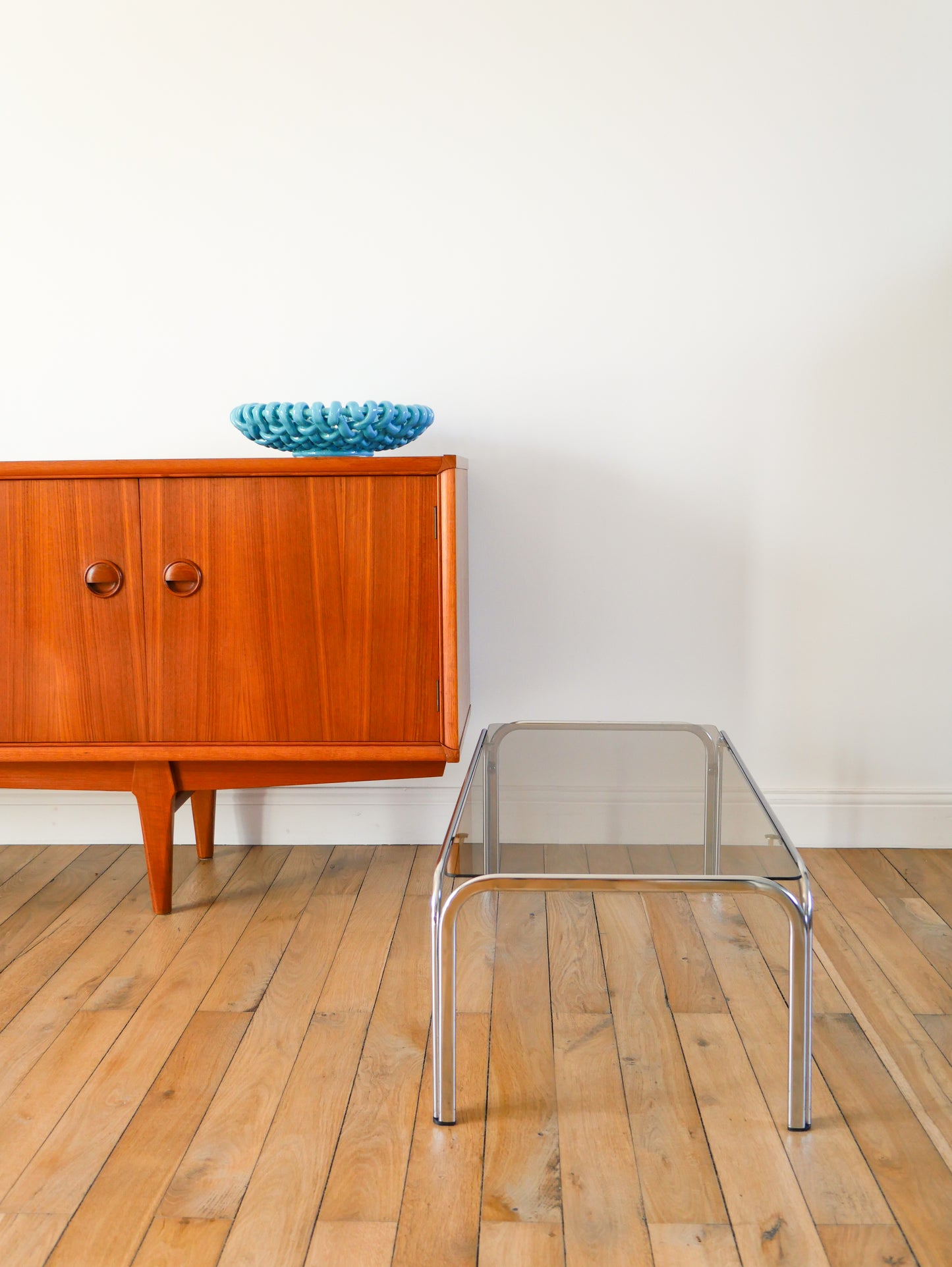 Table basse rectangulaire pieds tubulaires, Design, 1970 - 90 X 43 X 36 cm