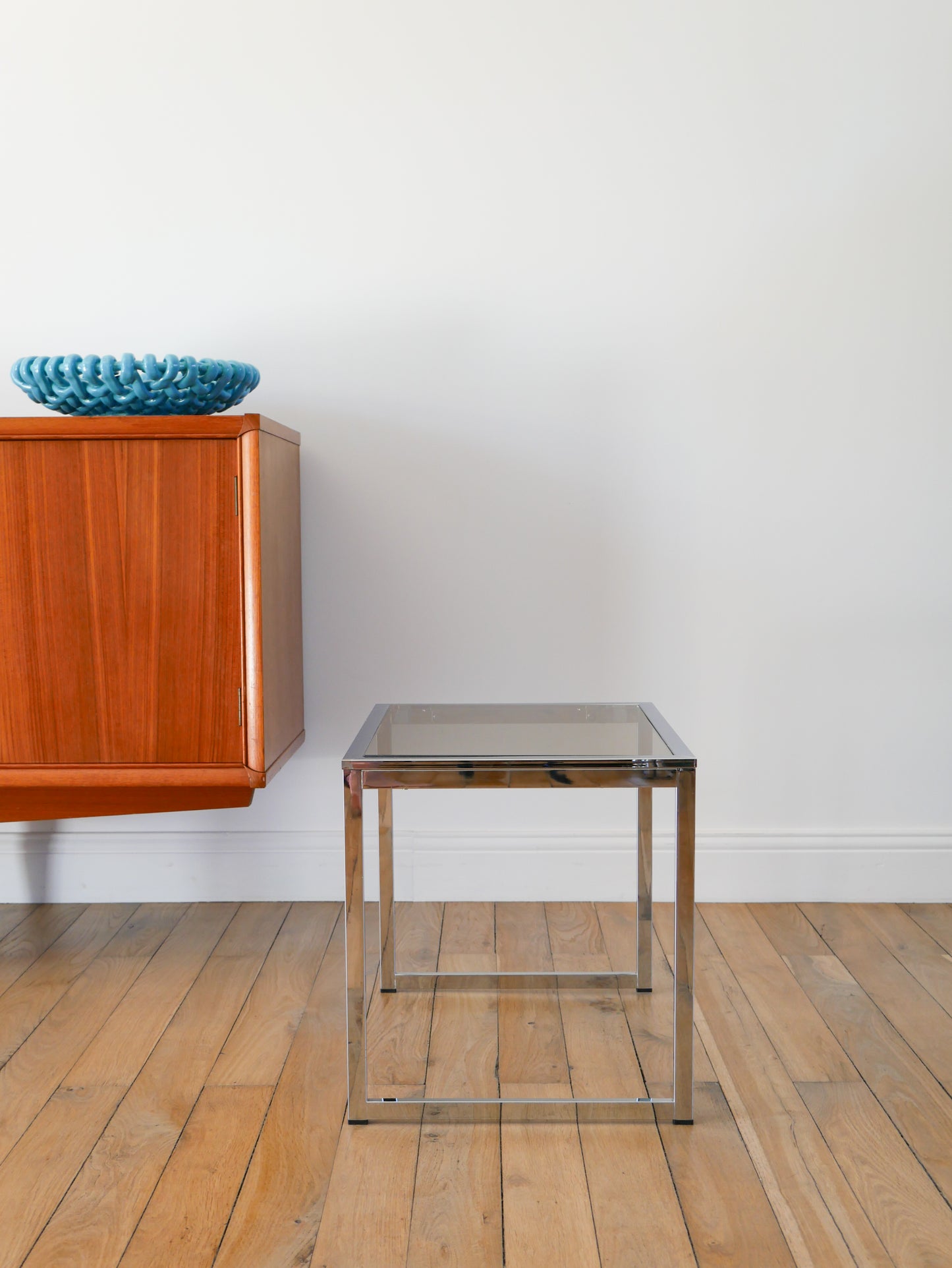 Table d'appoint en chrome et verre fumé, Design, 1970