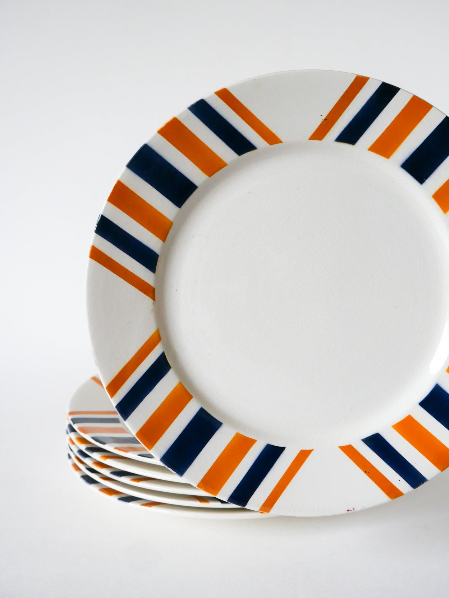 Lot de 6 assiettes plates à rayures, HBCM modèle "Eskualouna", Orange et Bleu, 1960