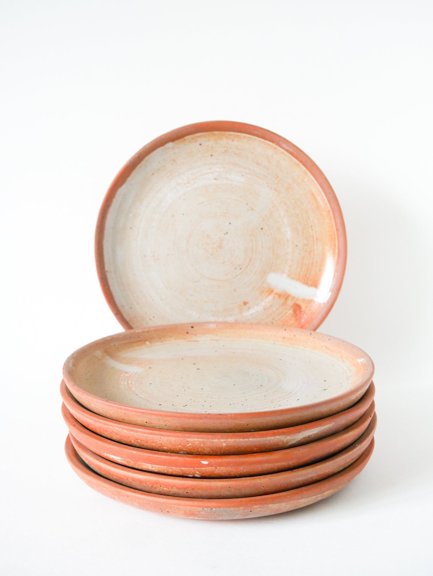 Lot de 6 assiettes plates en grès artisanal, 1970