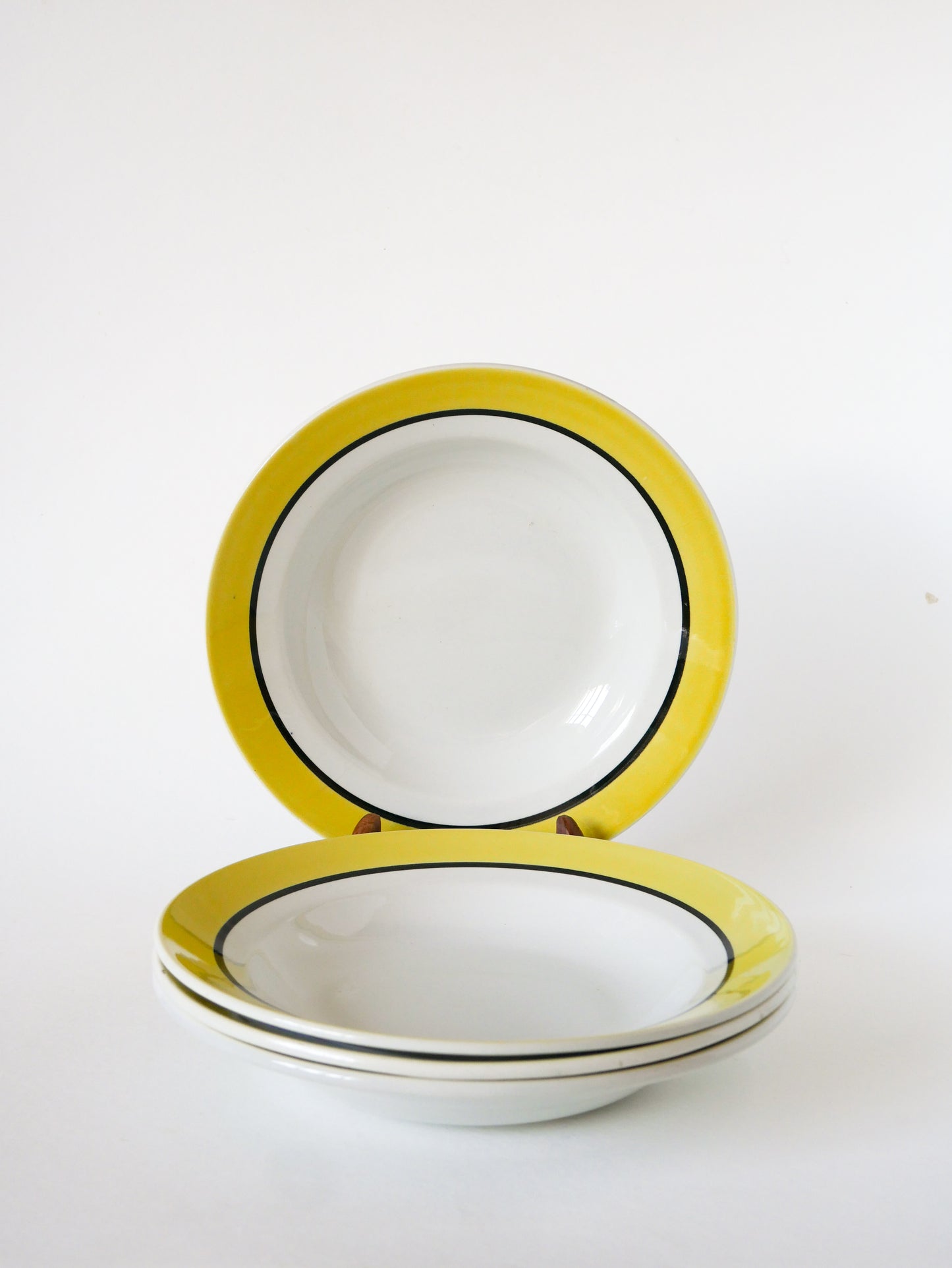 Lot de 4 assiettes creuses Badonviller à Liserés, Jaune & Noir, 1960