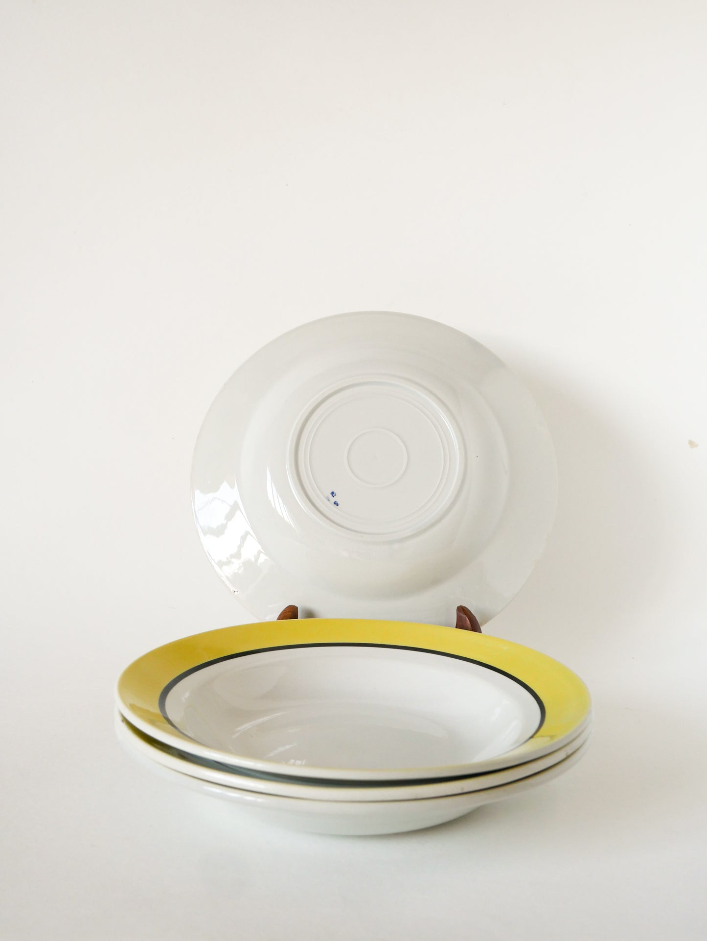 Lot de 4 assiettes creuses Badonviller à Liserés, Jaune & Noir, 1960