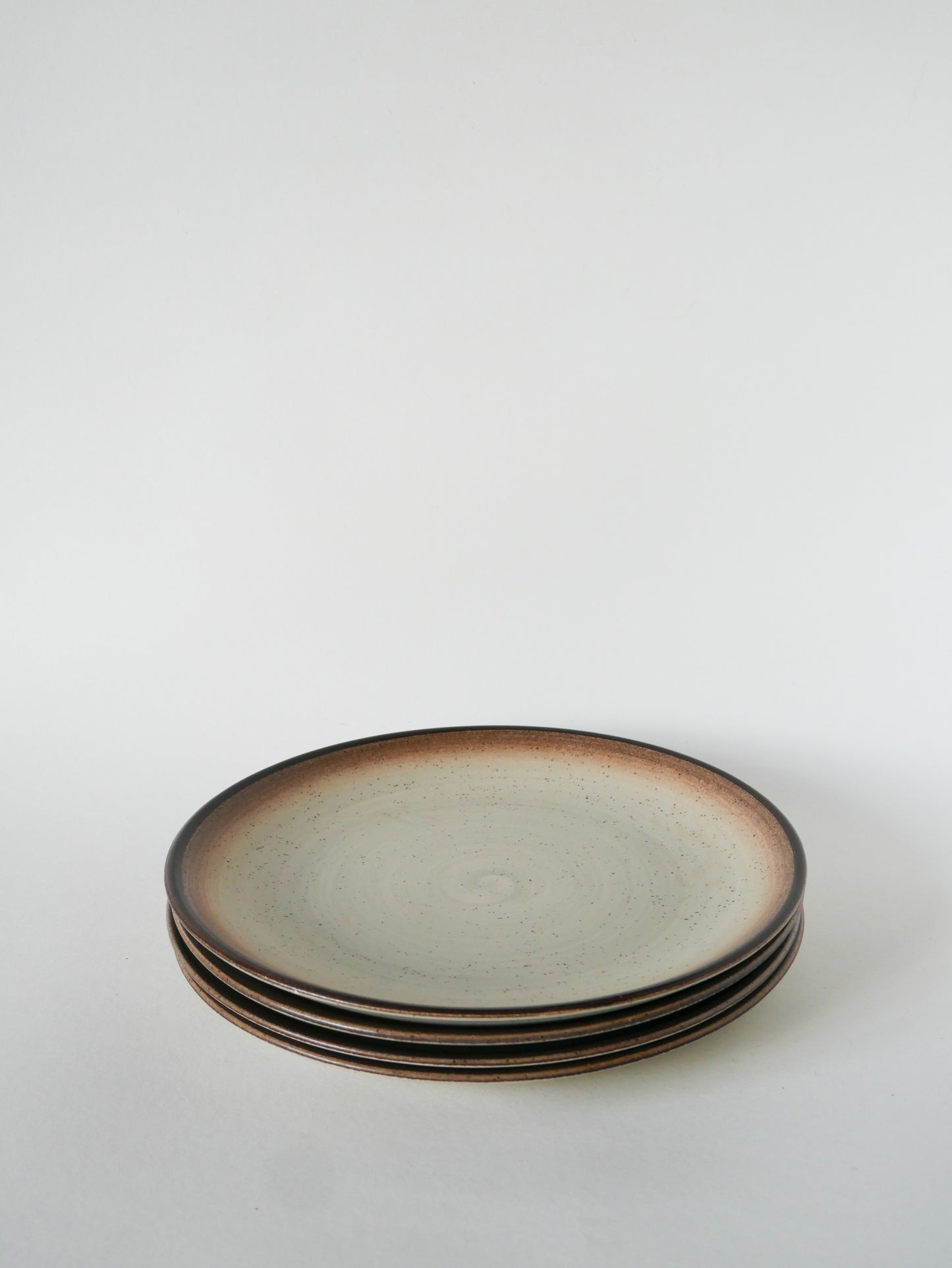 Lot de 4 assiettes plates en grès, St Amand modèle Stromboli, 1970