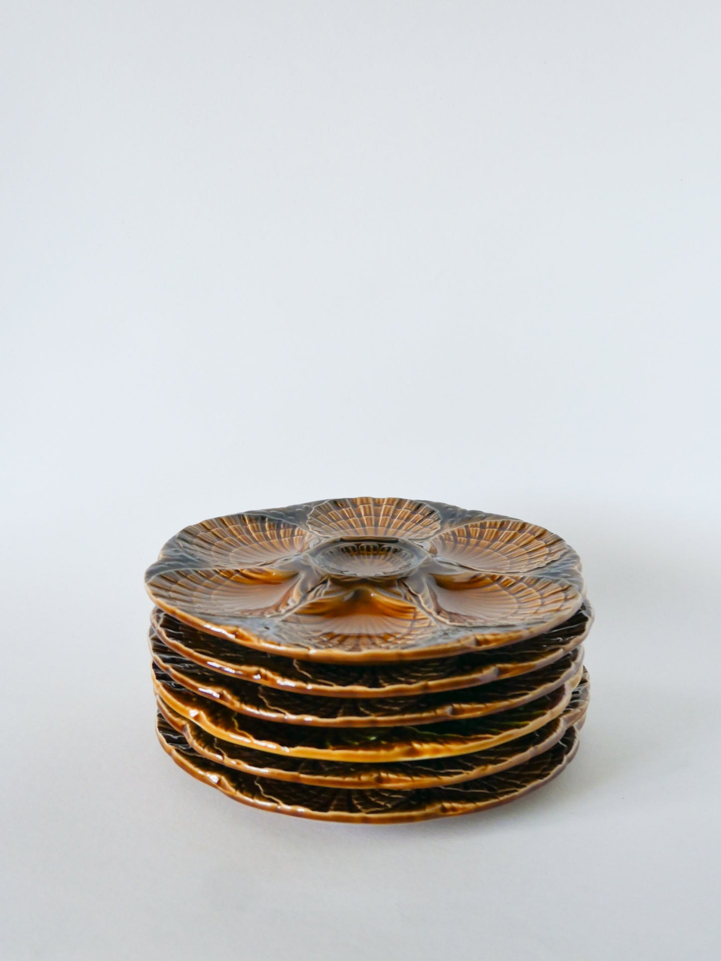 Lot de 6 assiettes à huîtres en barbotine, Marron, Design, 1960