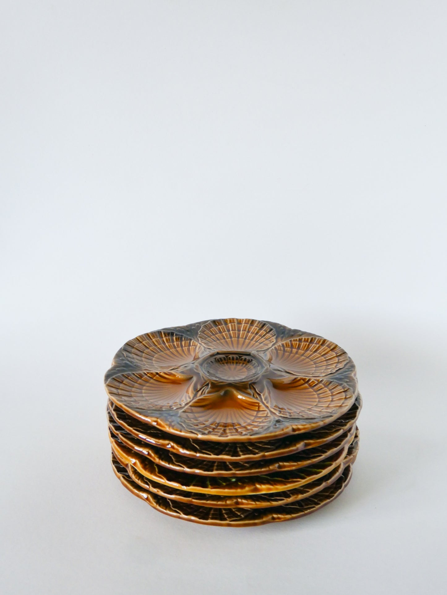 Lot de 6 assiettes à huîtres en barbotine, Marron, Design, 1960