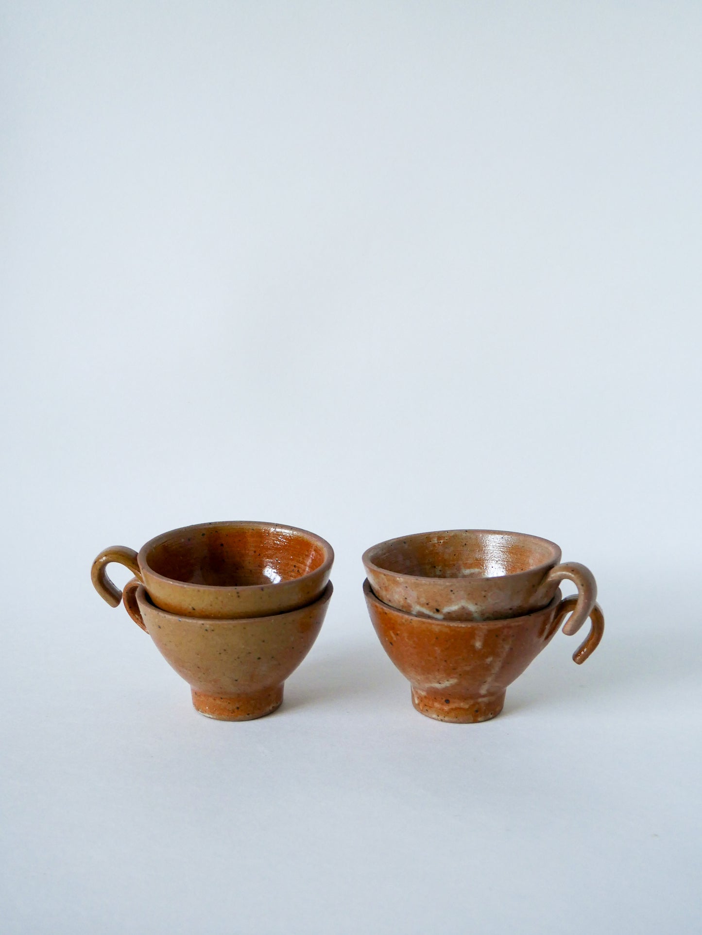 Lot de 4 tasses à café / thé en grès émaillé 1970