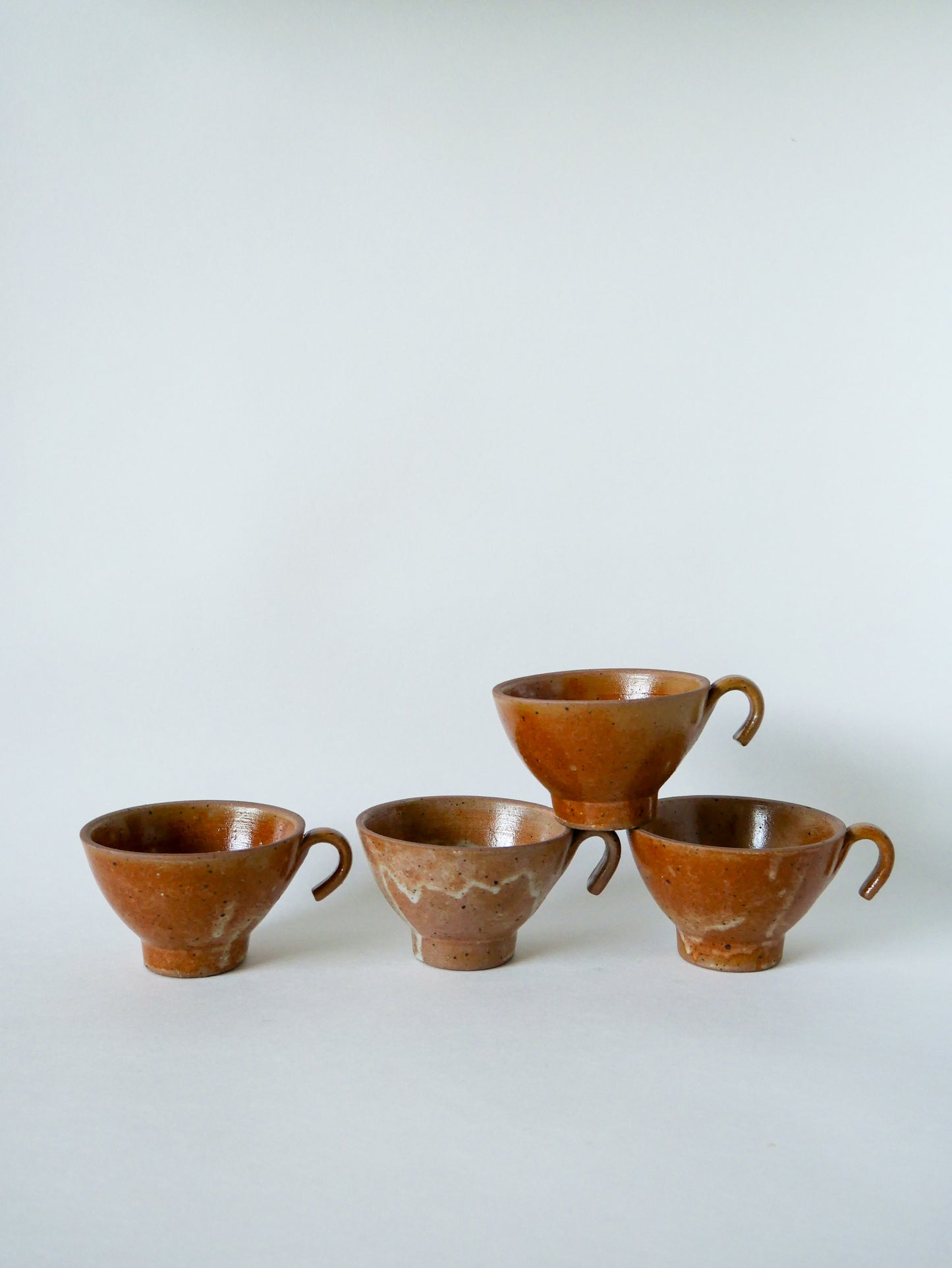 Lot de 4 tasses à café / thé en grès émaillé 1970
