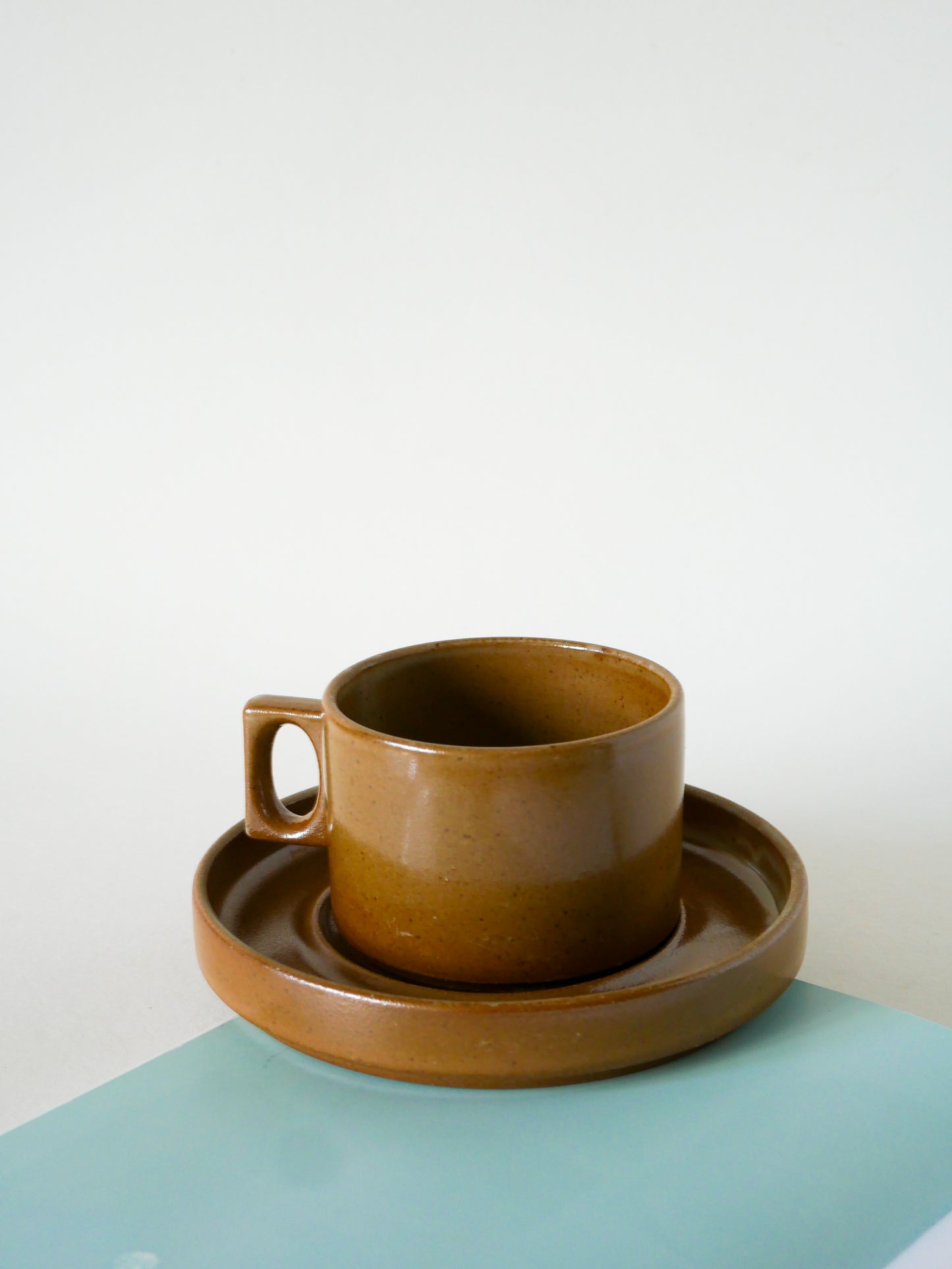 Grand déjeuner en grès vernissé, Design, 1970