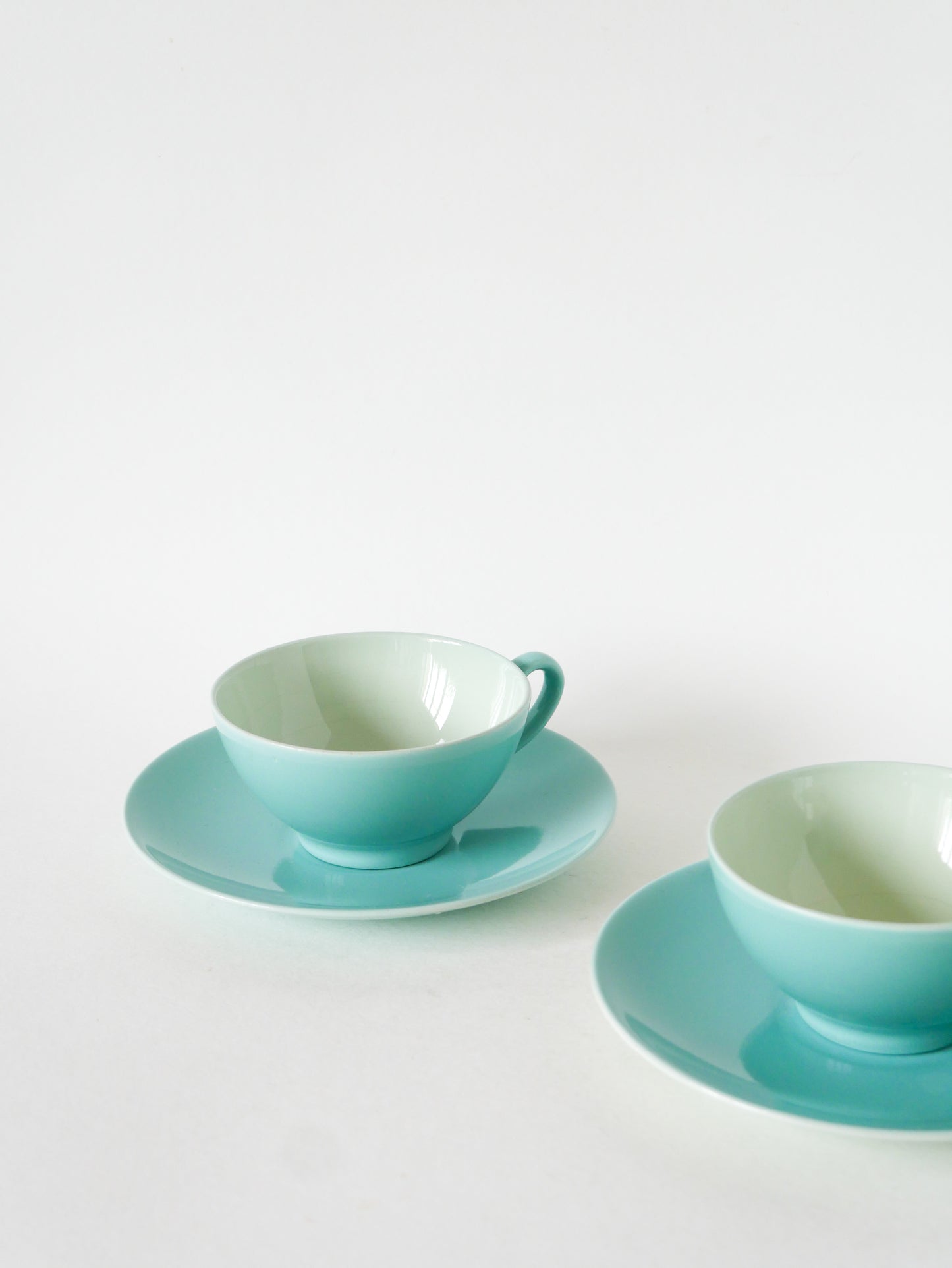 Paire de tasses et sous-tasses en faïence, Bleu Ciel & Vert Menthe, Made in Holland, 1960