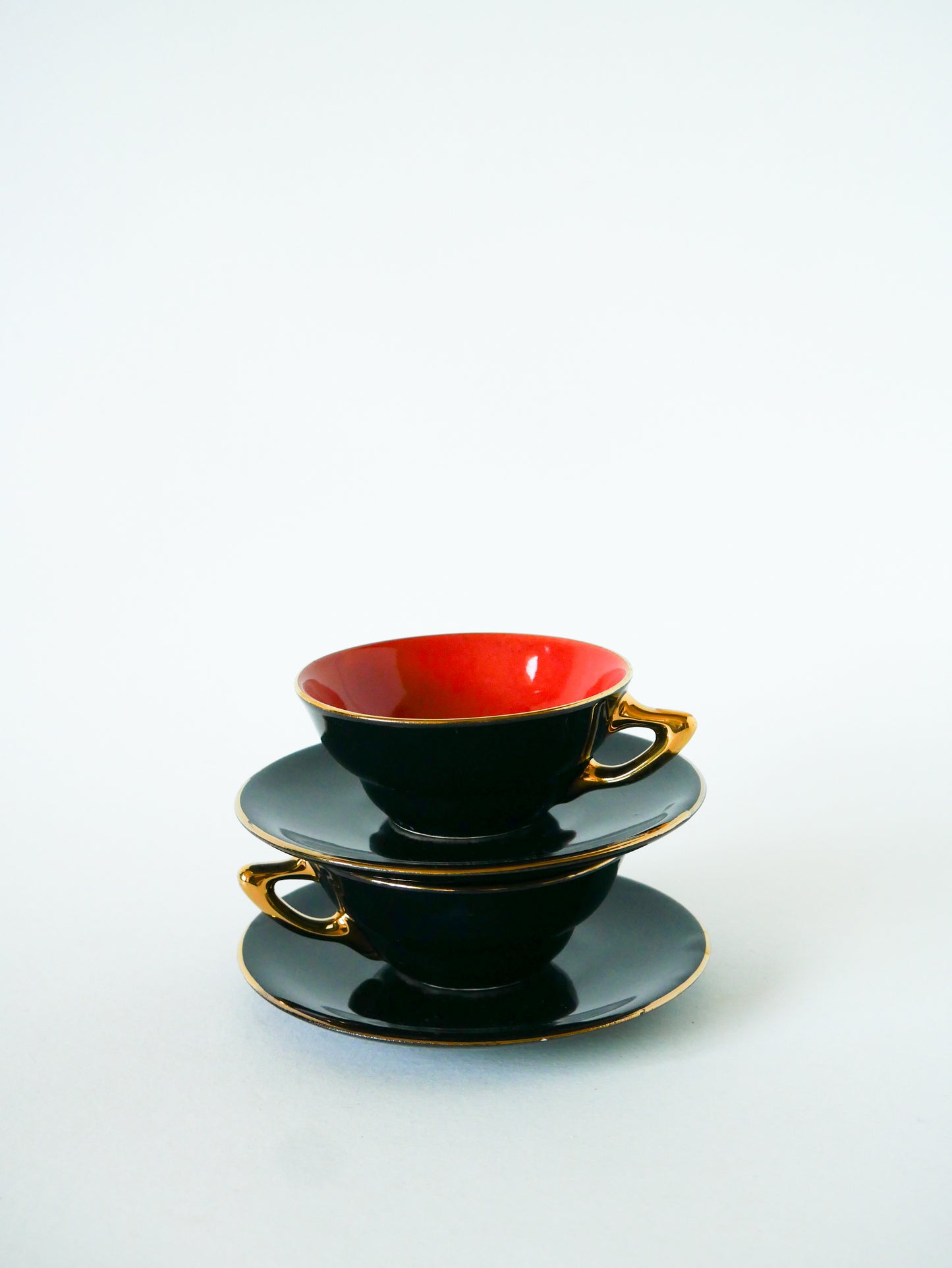 Paire de tasses à café, Noir et Rouge, Made in France, 1970