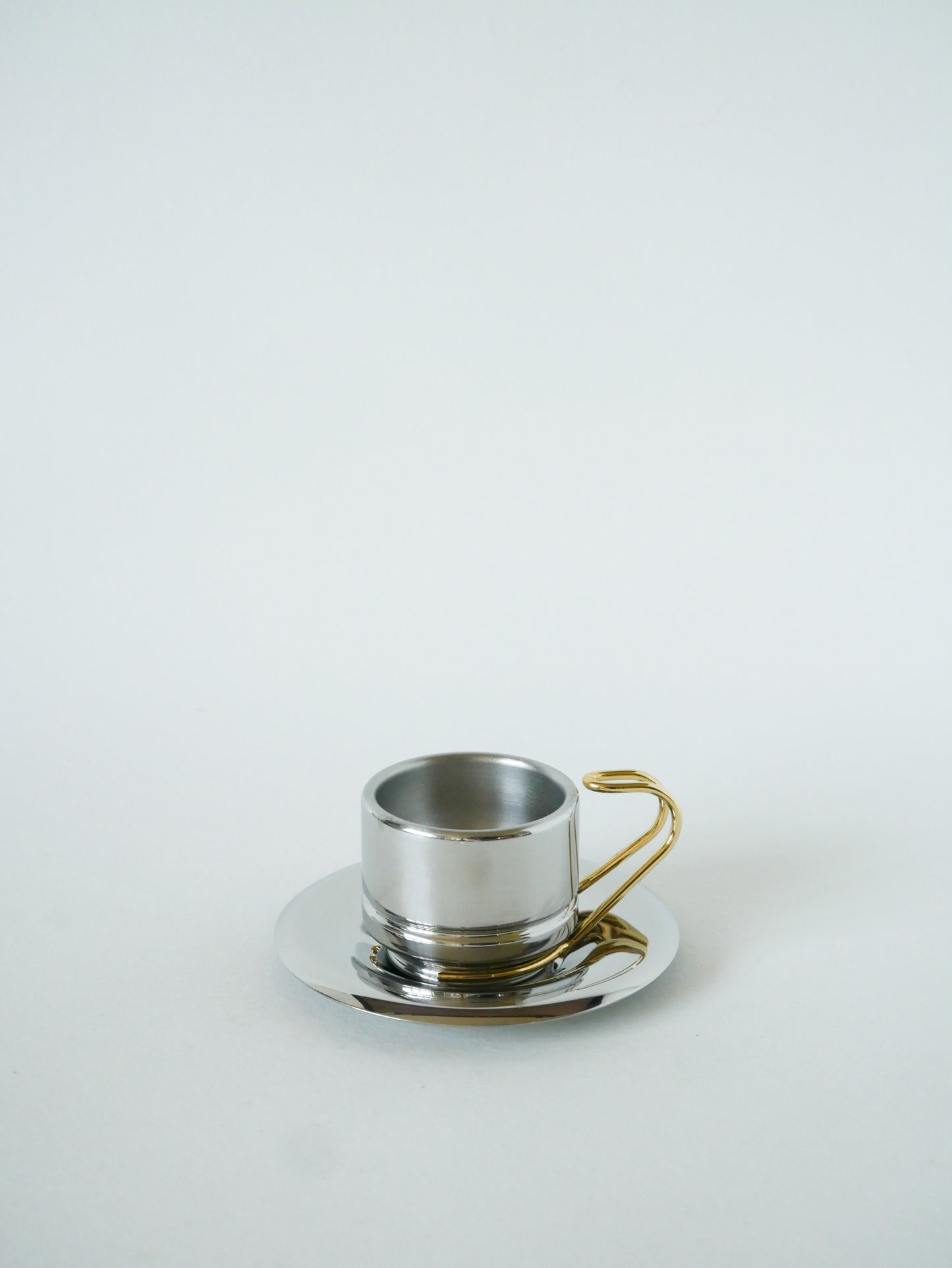 Paire de tasses à expresso en inox double parois Made in Italy, Chrome & Doré, Design, 1970